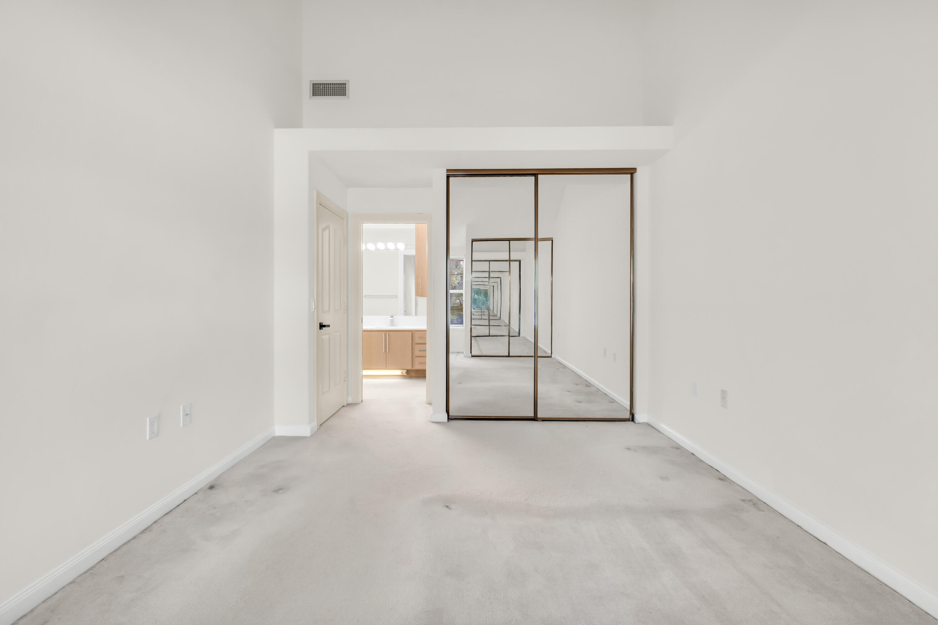 8120 Northboro #20a, Lake Clarke Shores FL 33406