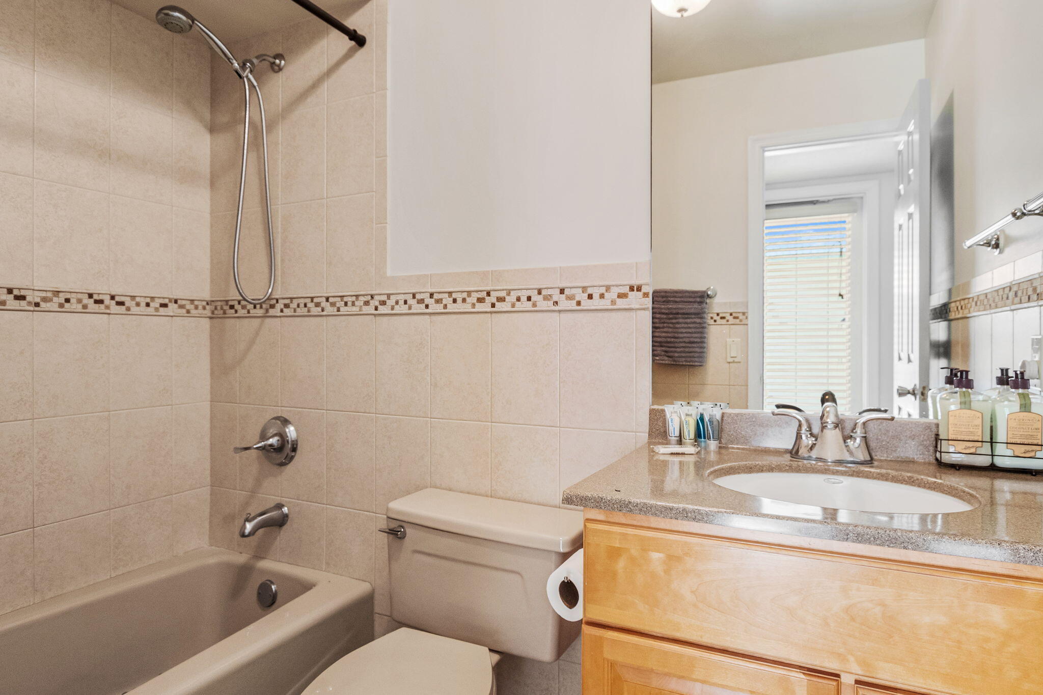 4850 NE 25th #West, Fort Lauderdale FL 33308