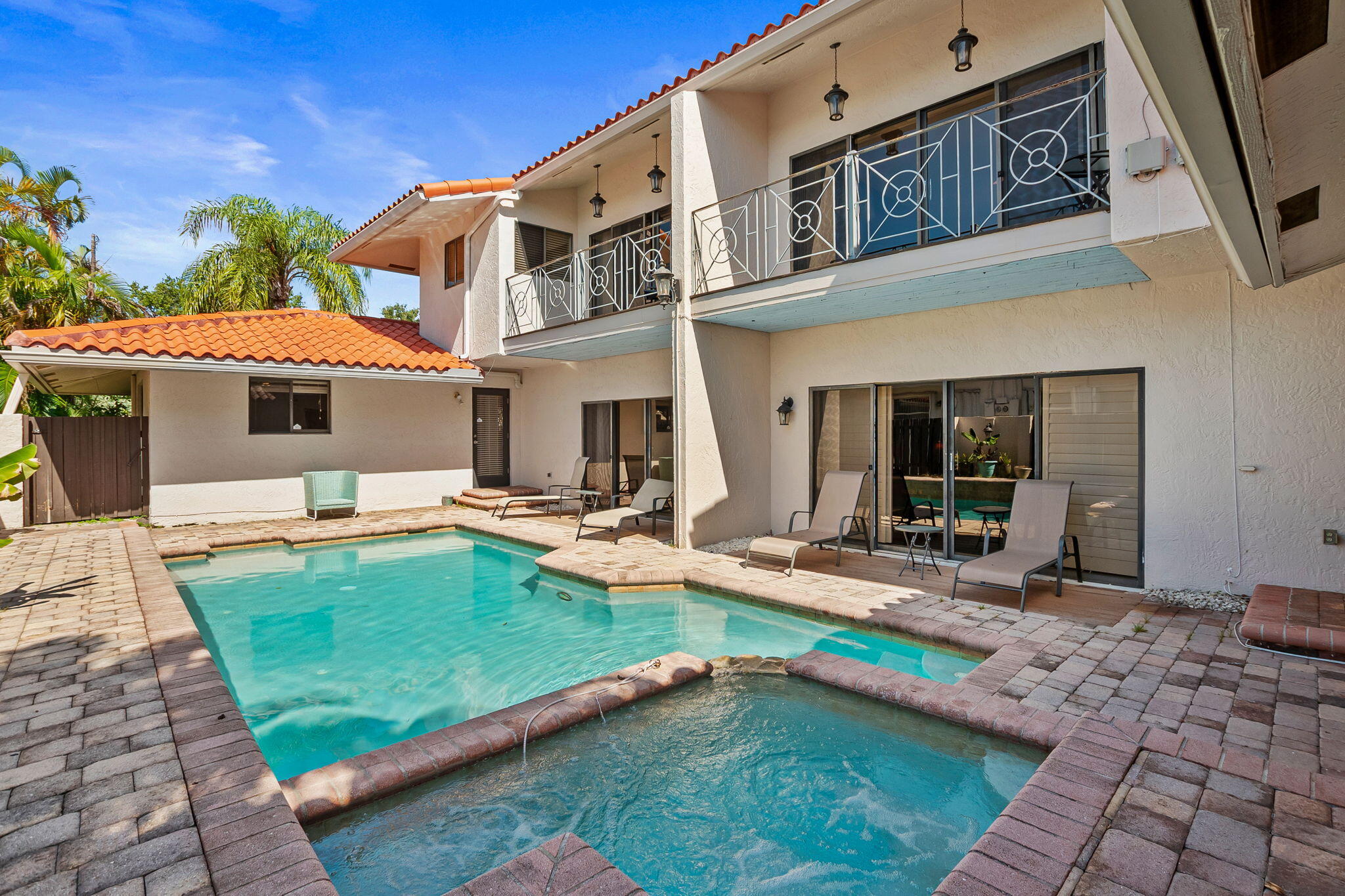 4850 NE 25th #West, Fort Lauderdale FL 33308