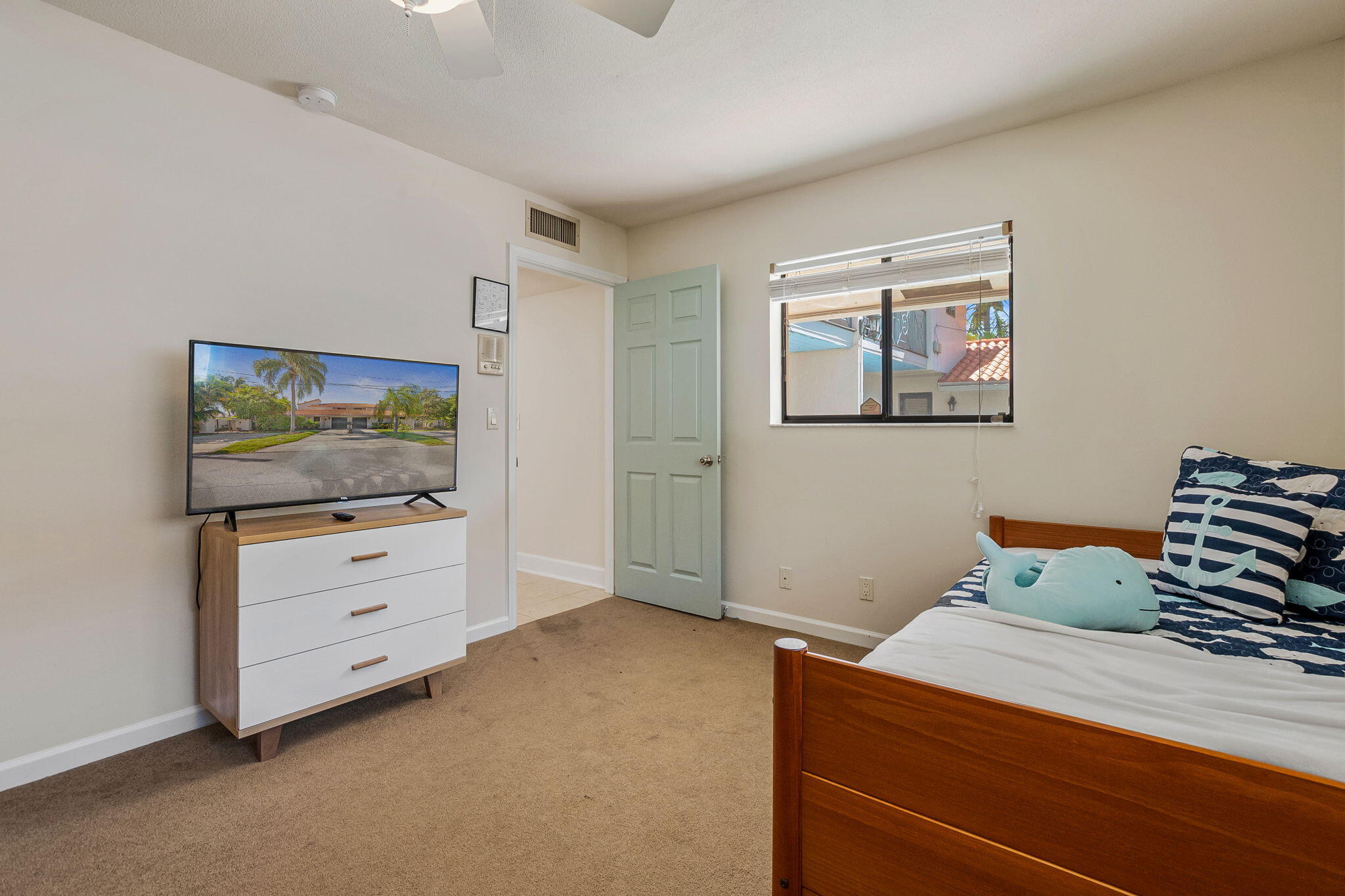 4850 NE 25th #West, Fort Lauderdale FL 33308