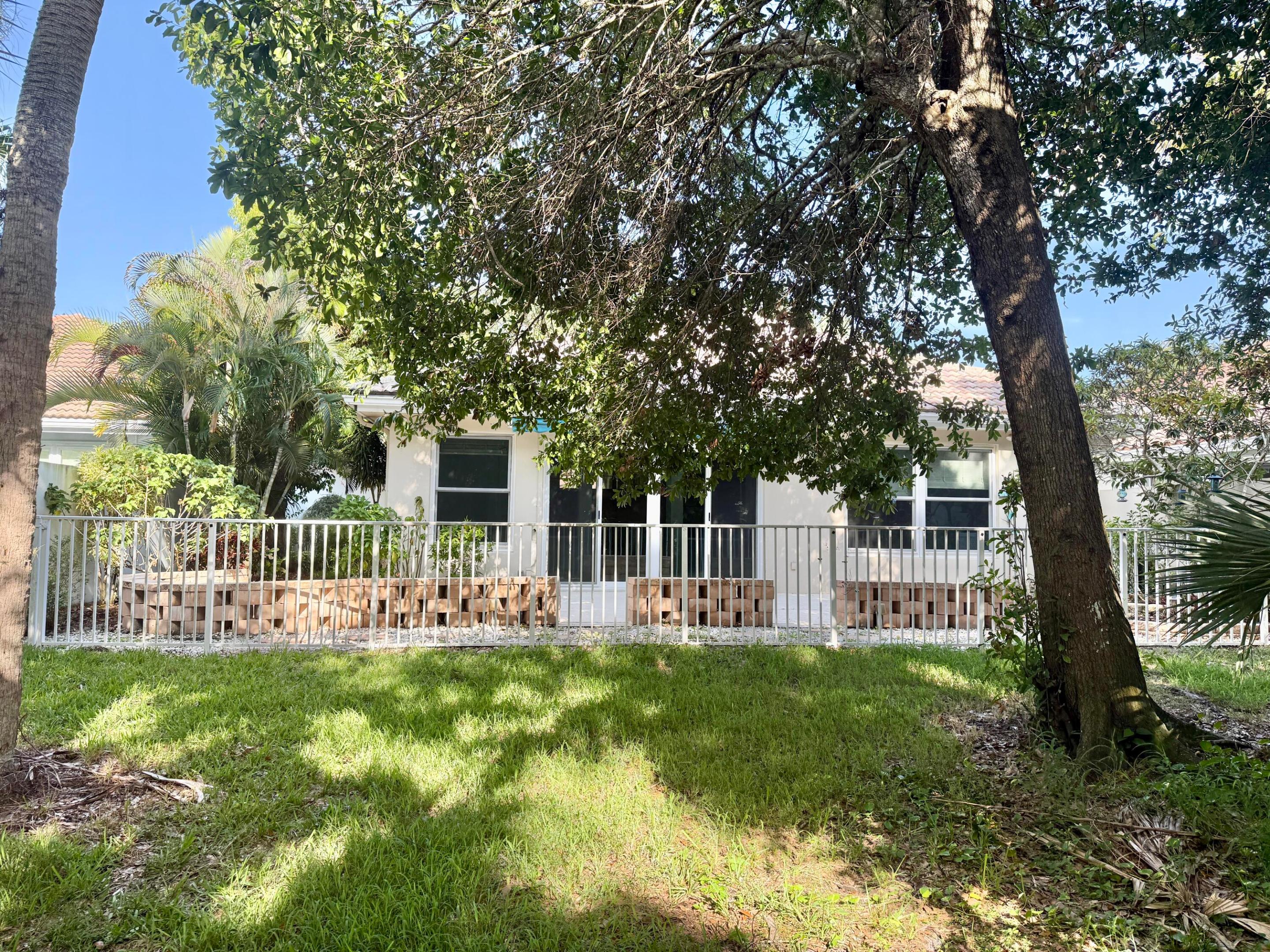 198 Hampton, Jupiter FL 33458
