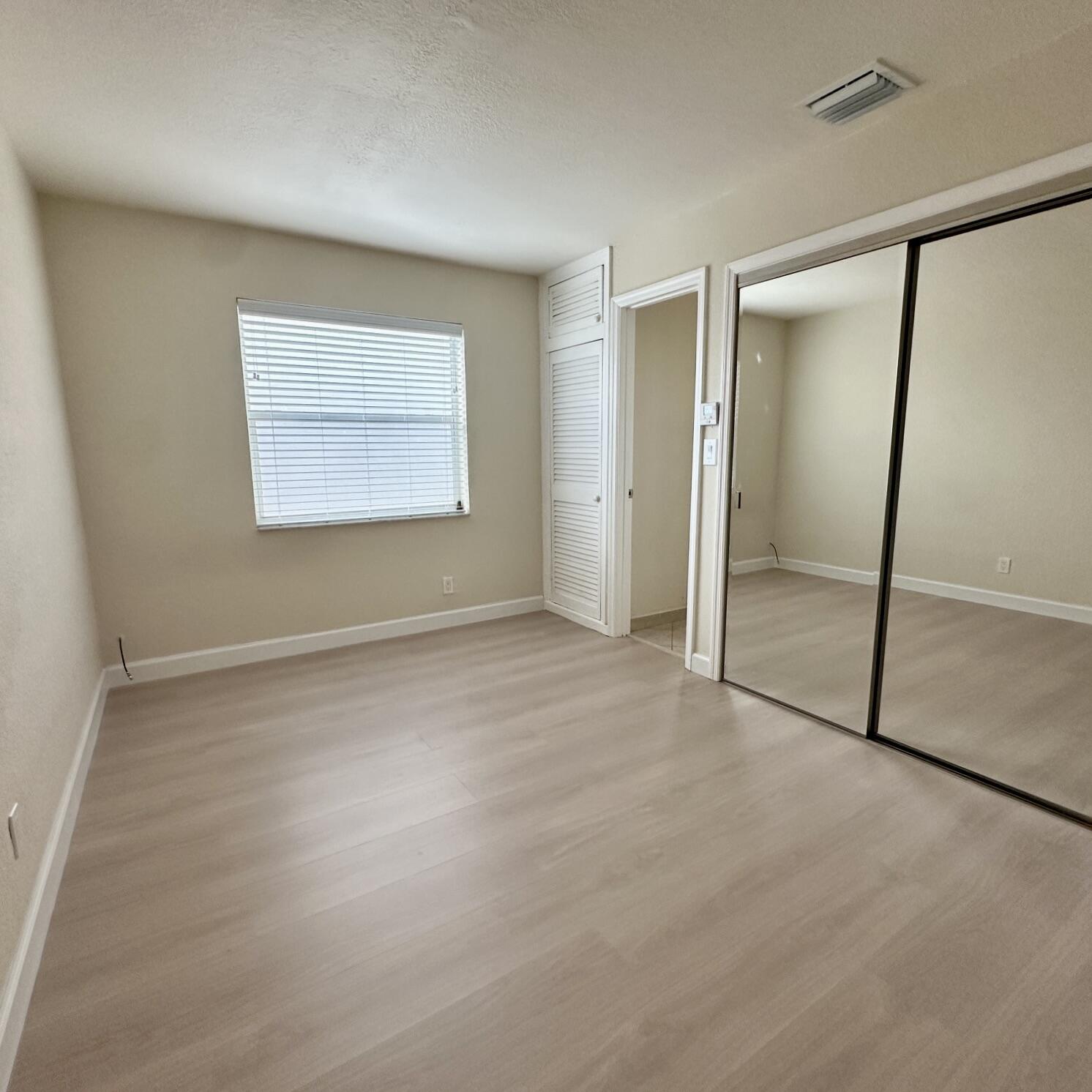 815 Middle River #110, Fort Lauderdale FL 33304