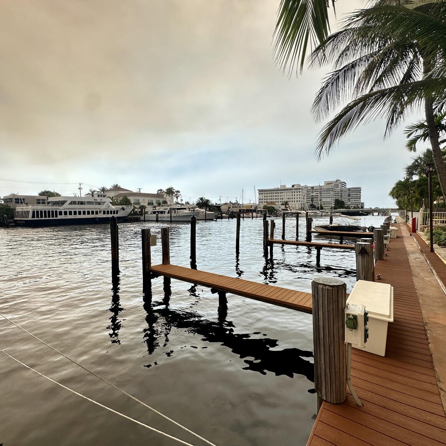 815 Middle River #110, Fort Lauderdale FL 33304
