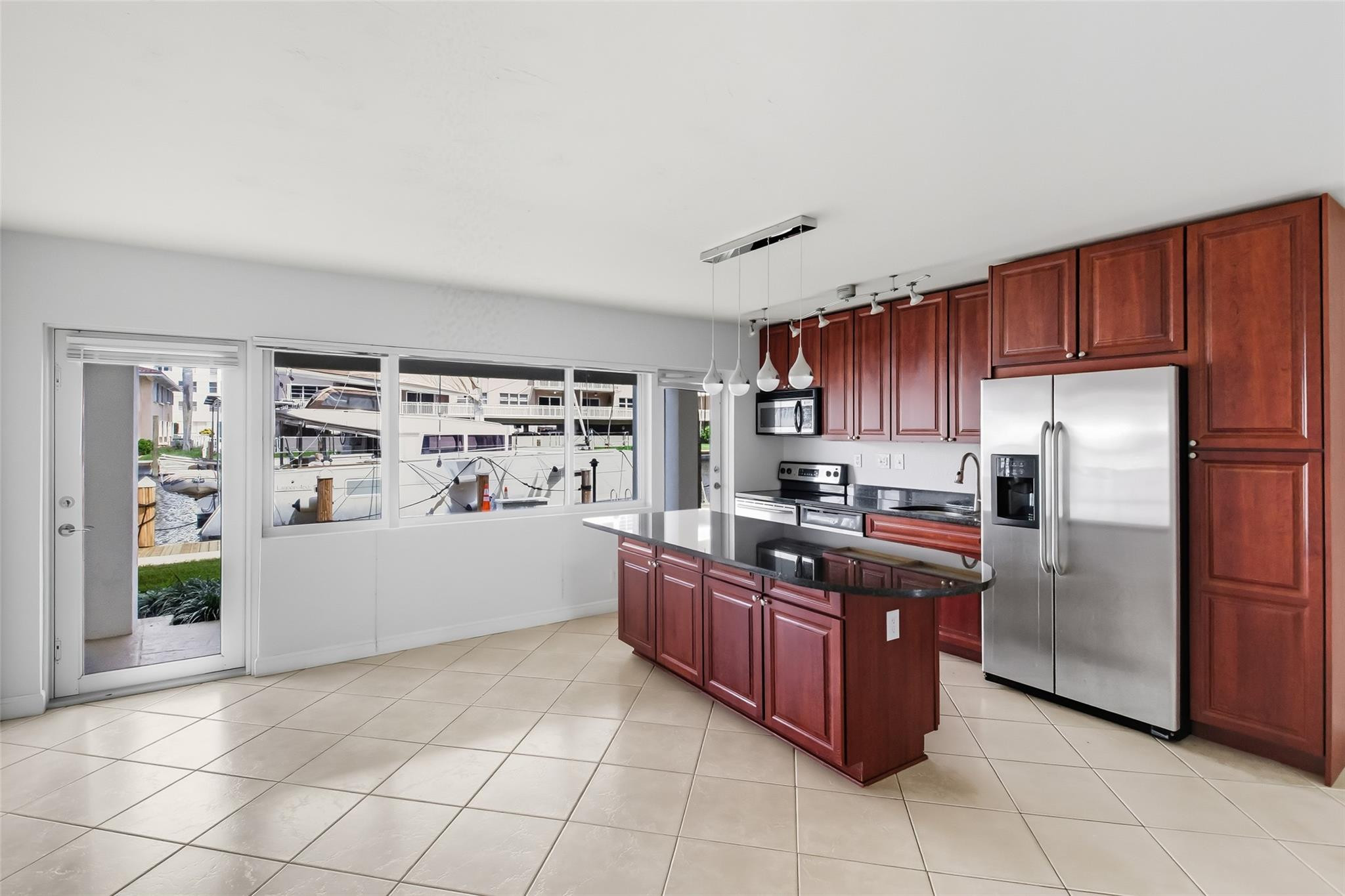 2881 NE 32nd #119, Fort Lauderdale FL 33306