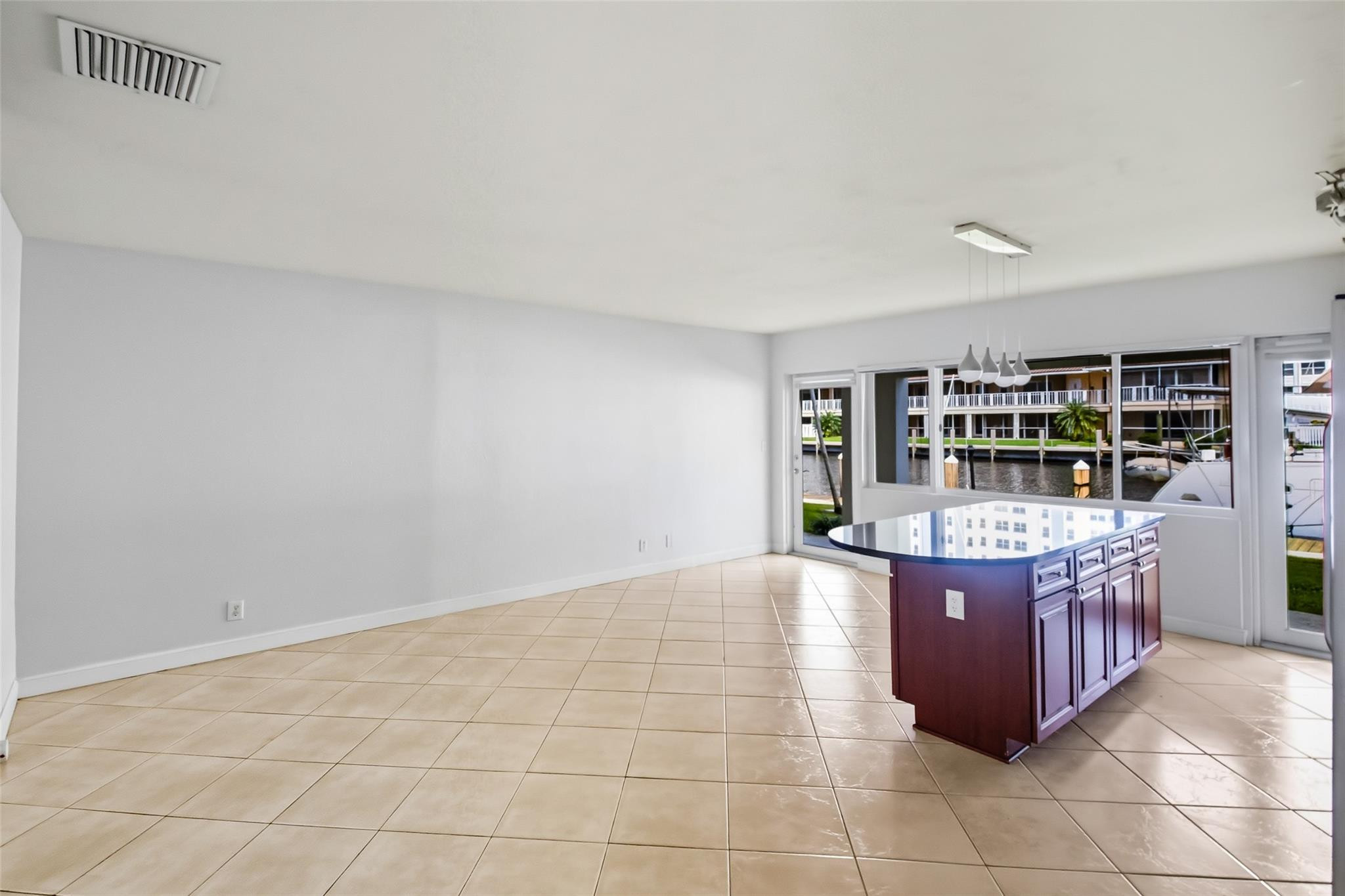 2881 NE 32nd #119, Fort Lauderdale FL 33306