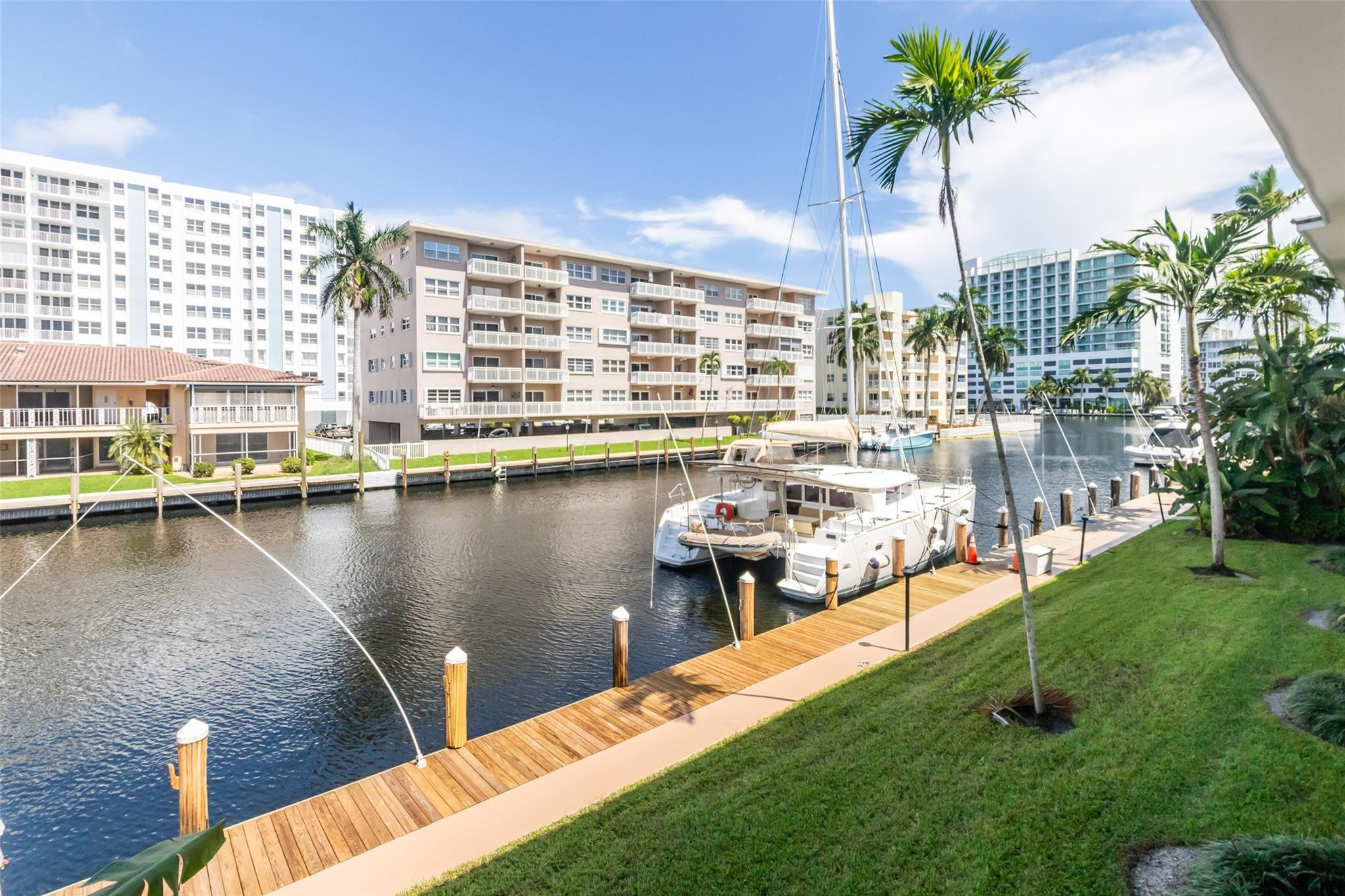 2881 NE 32nd #119, Fort Lauderdale FL 33306
