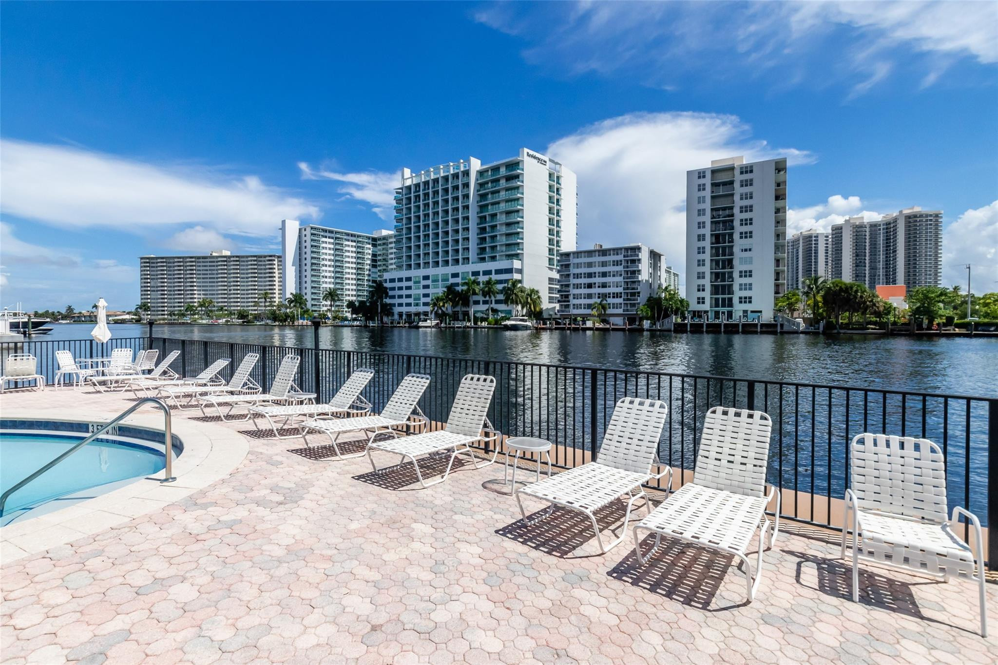 2881 NE 32nd #119, Fort Lauderdale FL 33306