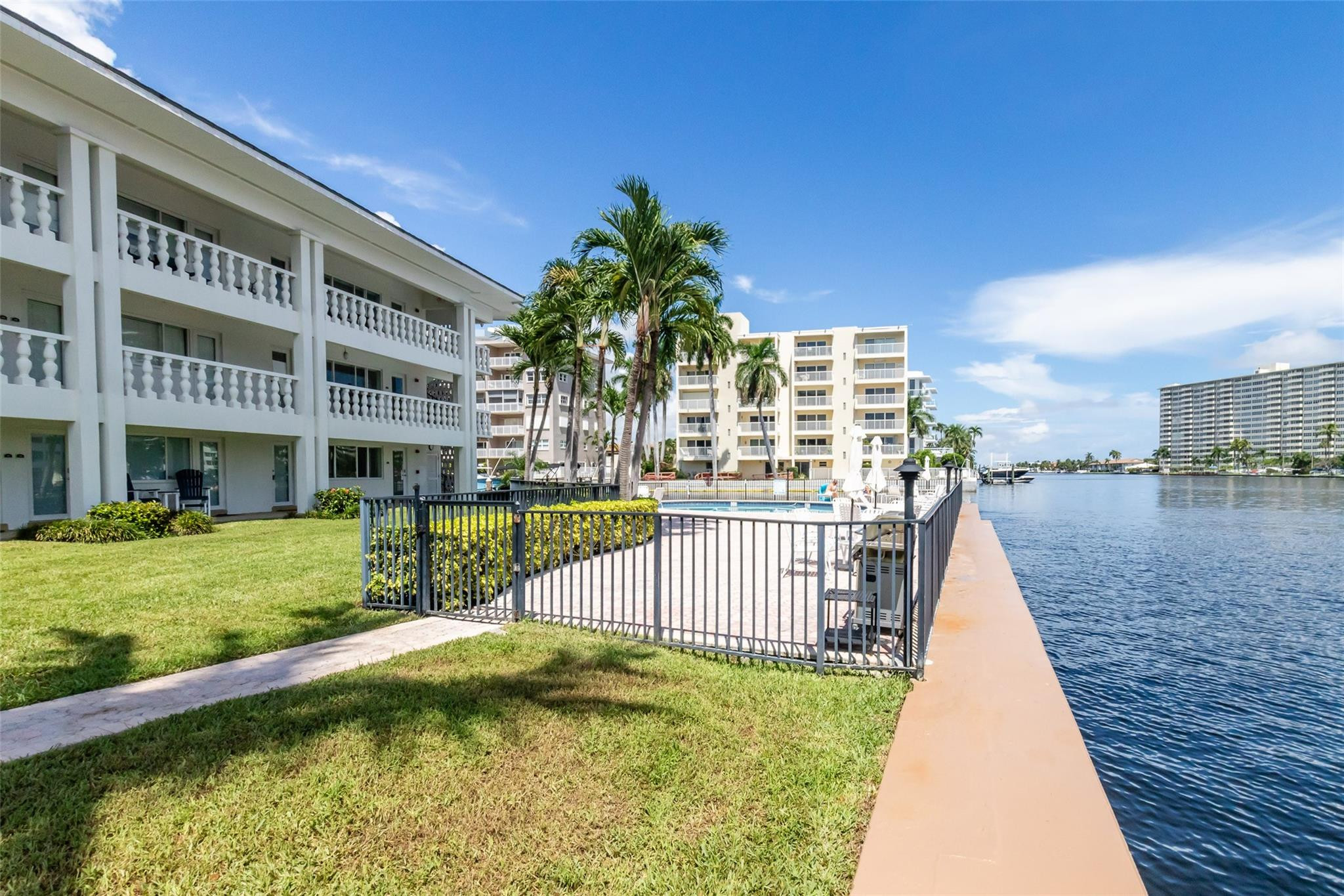 2881 NE 32nd #119, Fort Lauderdale FL 33306