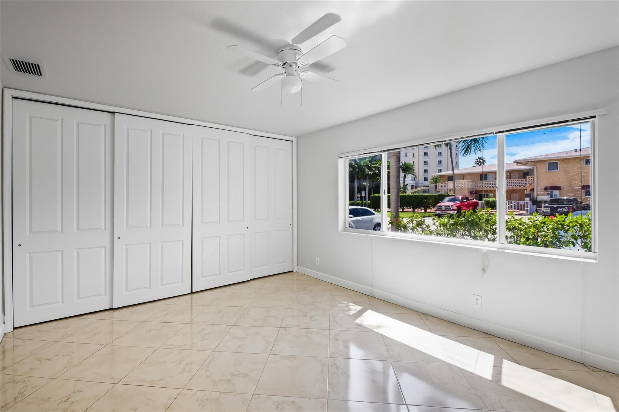 2881 NE 32nd #119, Fort Lauderdale FL 33306