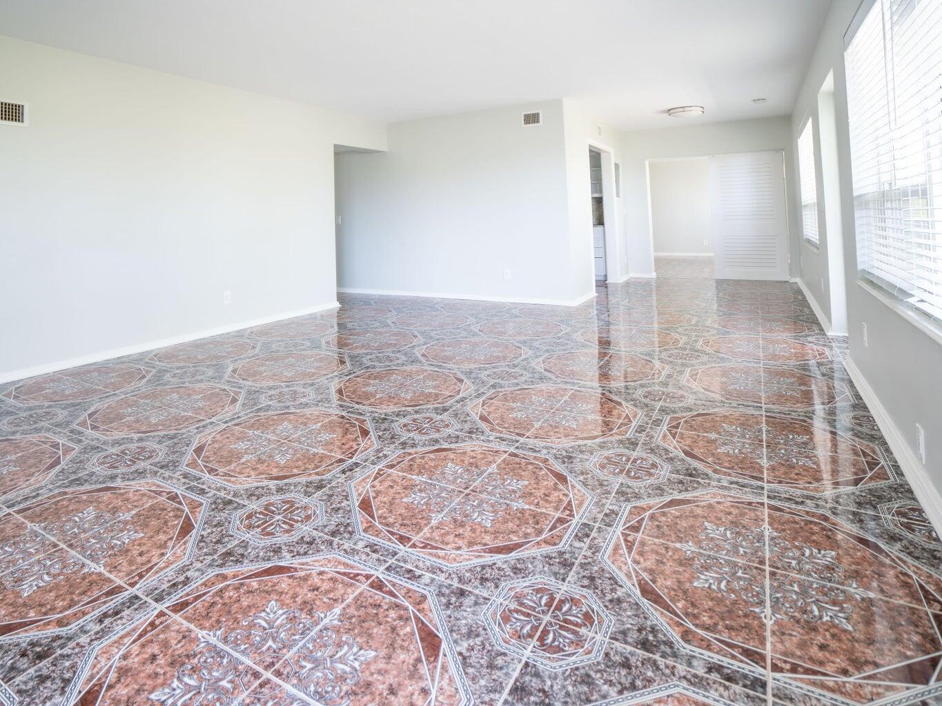 131 N Golfview #4, Lake Worth FL 33460