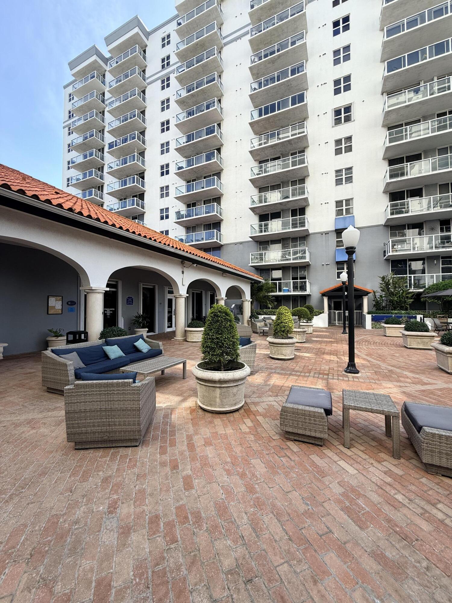 5077 NW 7th #914, Miami FL 33126