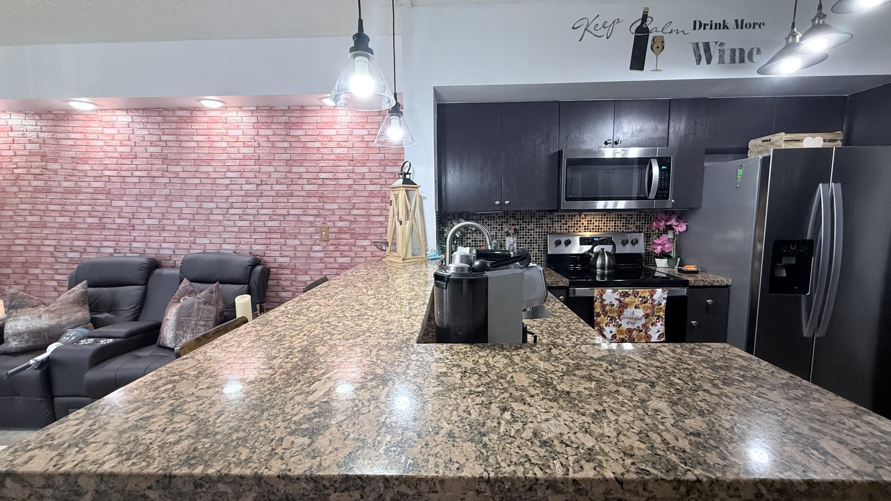 5077 NW 7th #914, Miami FL 33126