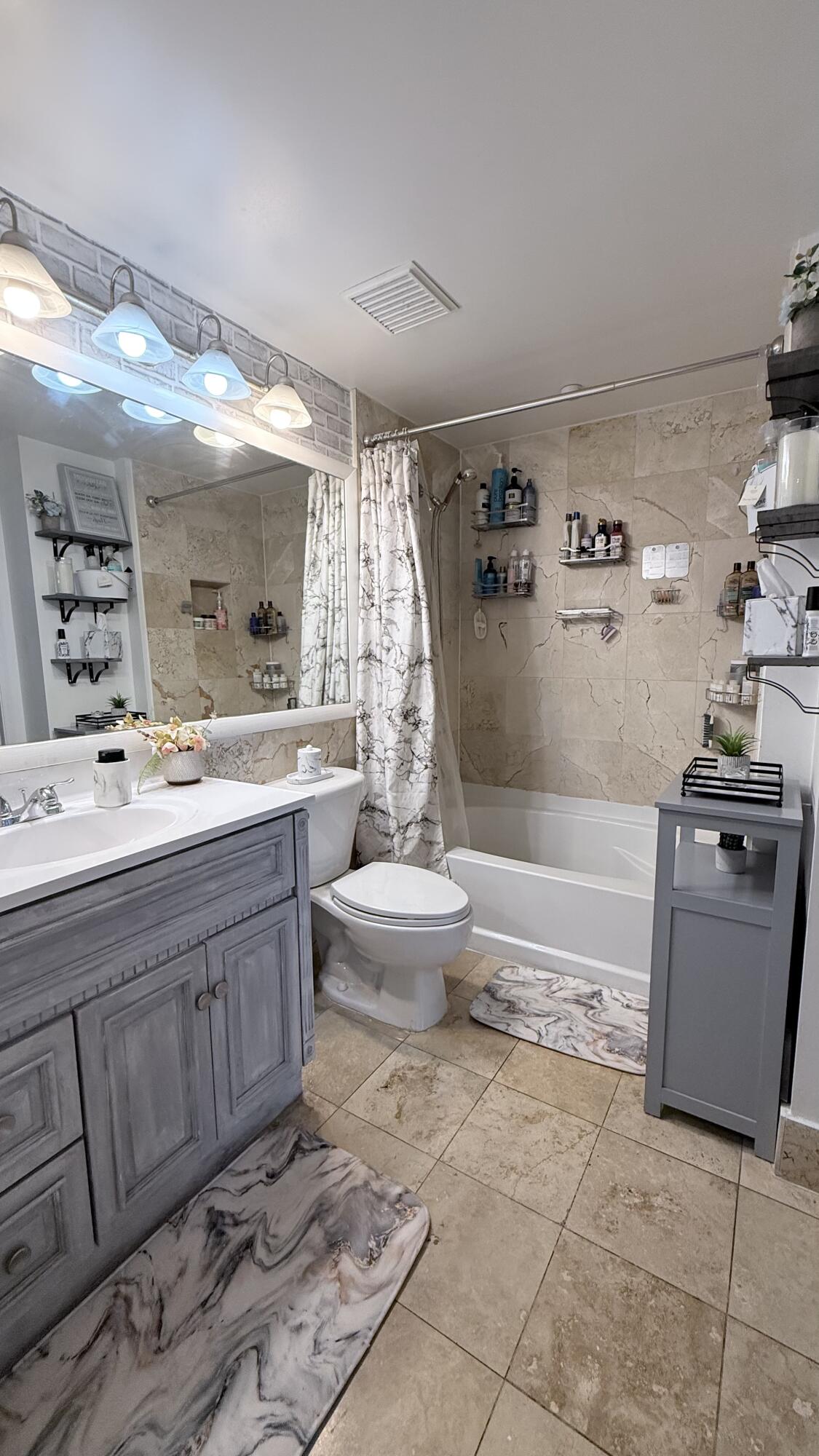 5077 NW 7th #914, Miami FL 33126