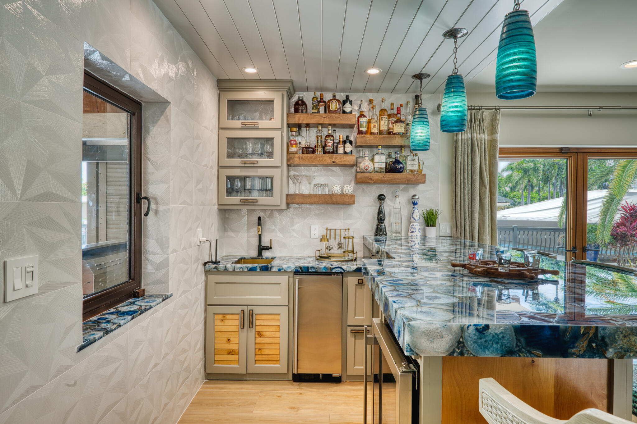 3233 NE 40th, Fort Lauderdale FL 33308
