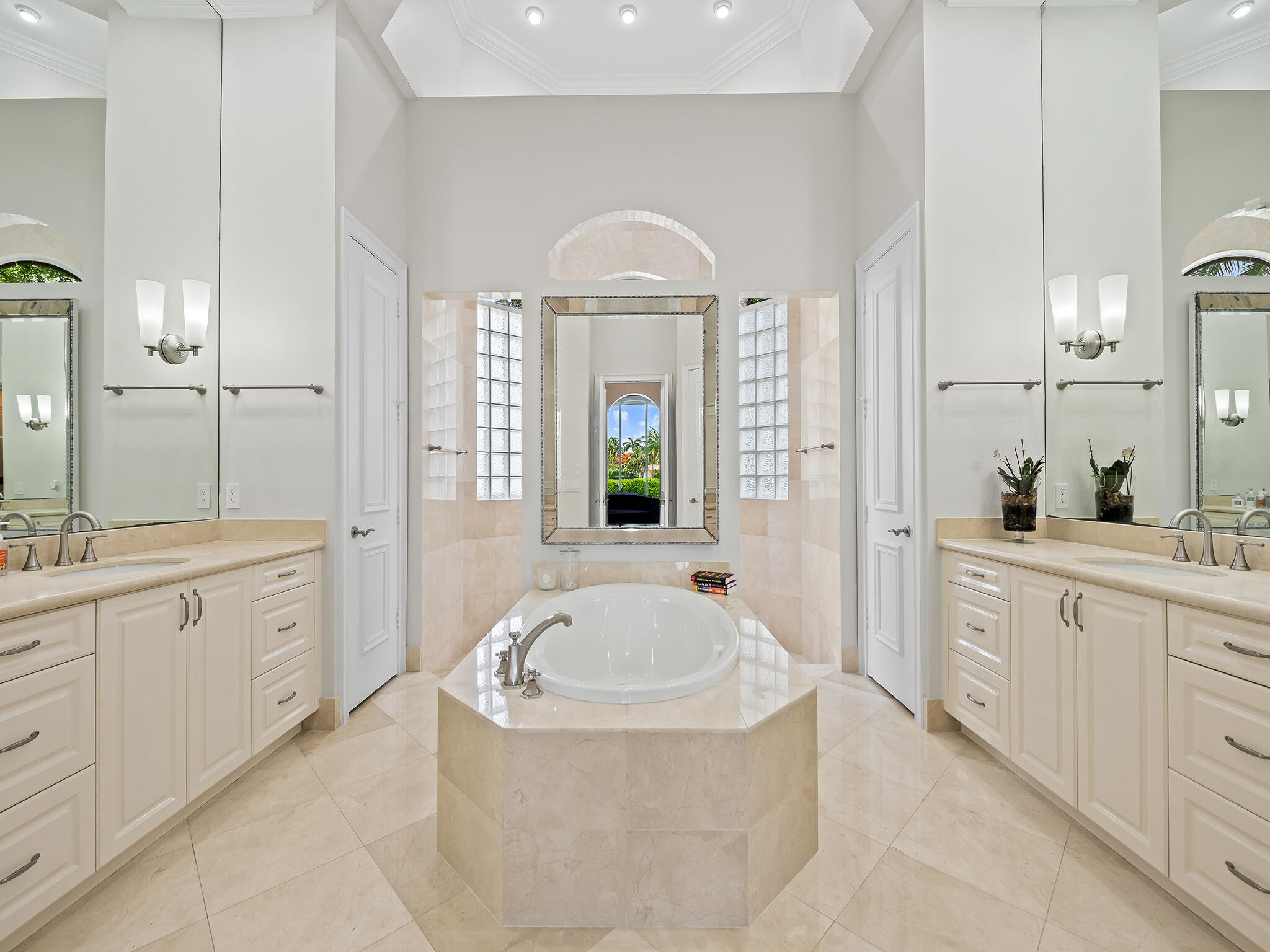 10787 Blue Palm, Plantation FL 33324