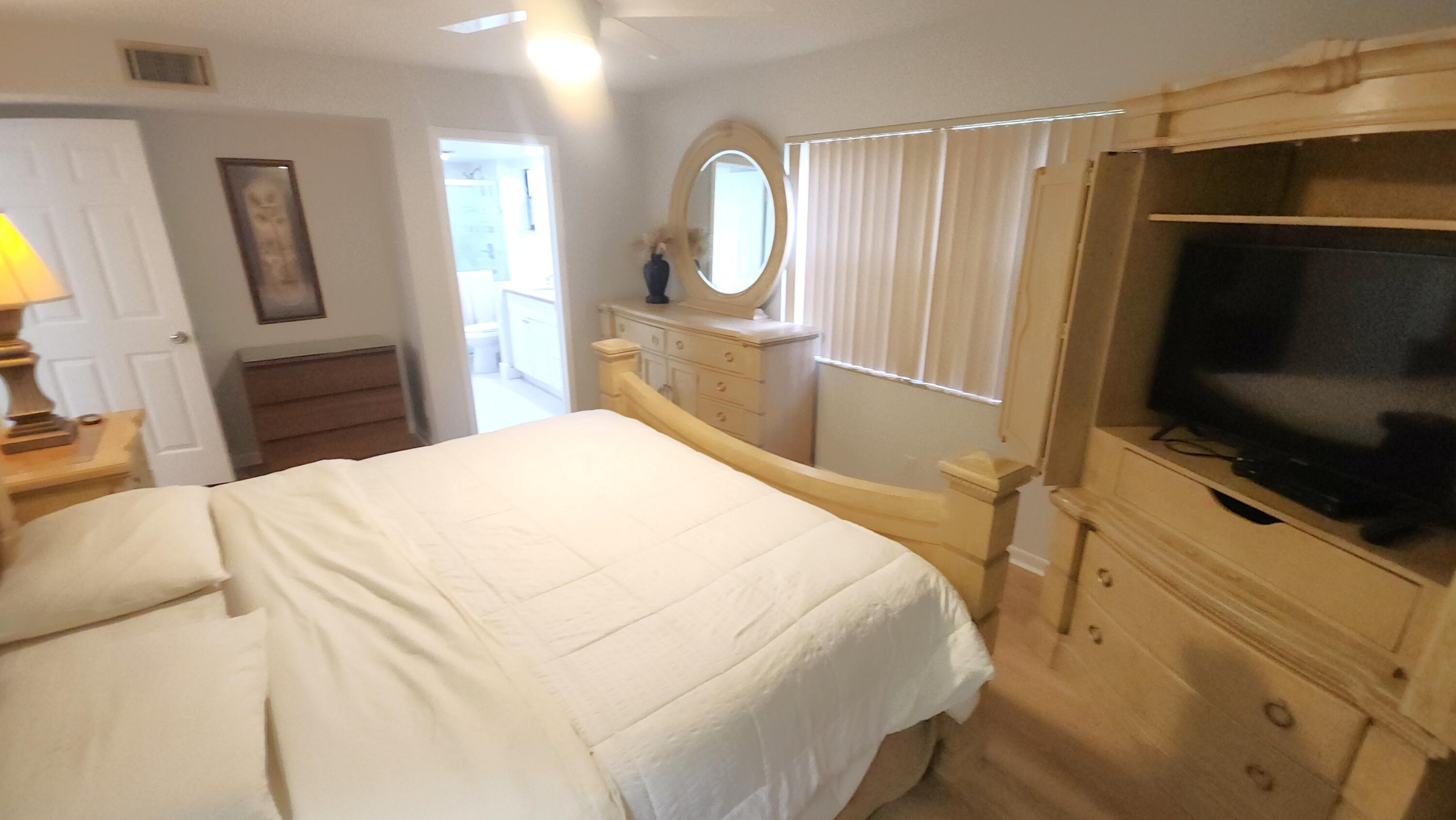 171 Deer Creek #701, Deerfield Beach FL 33442