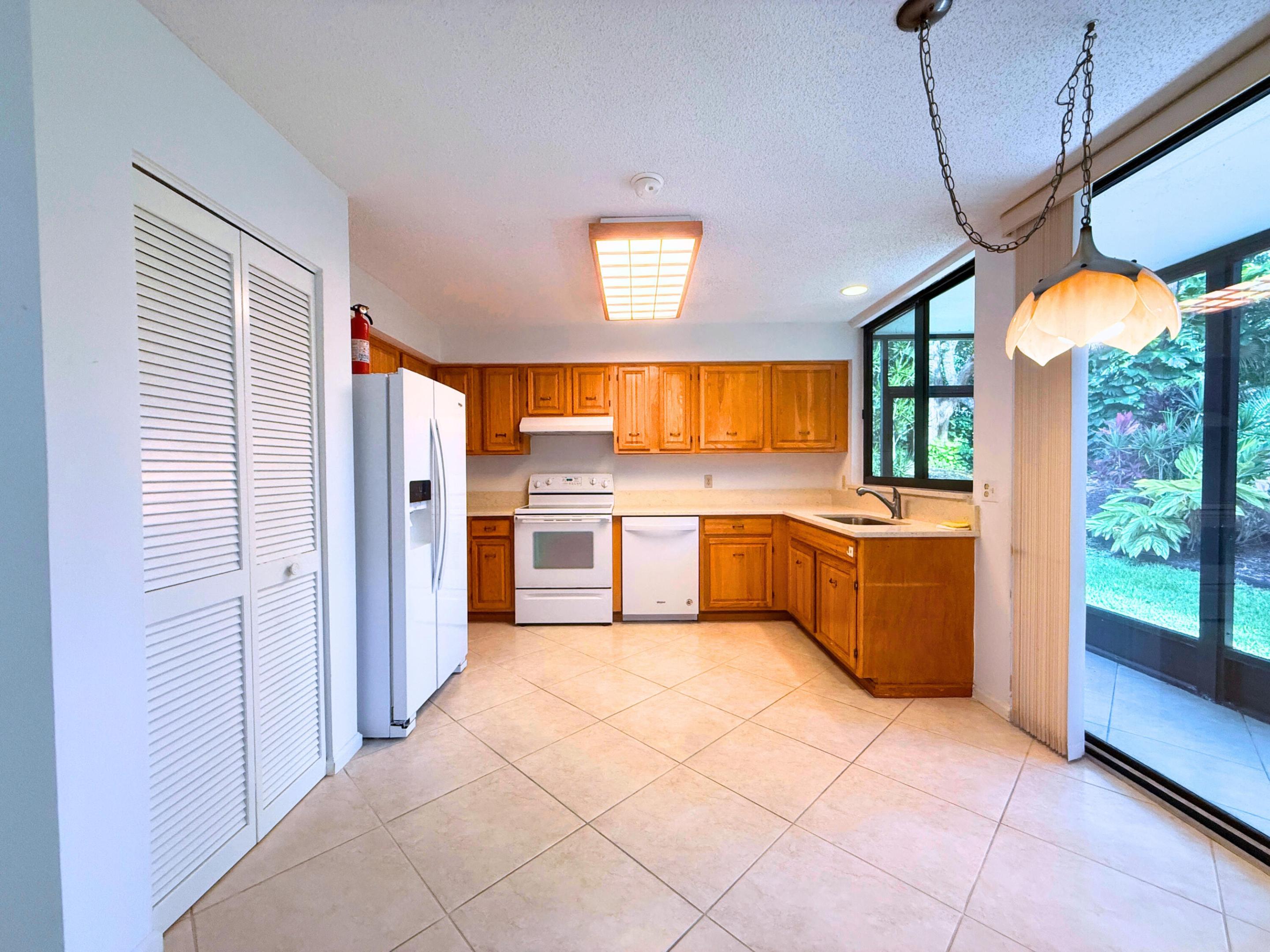 19890 Sawgrass #5801, Boca Raton FL 33434