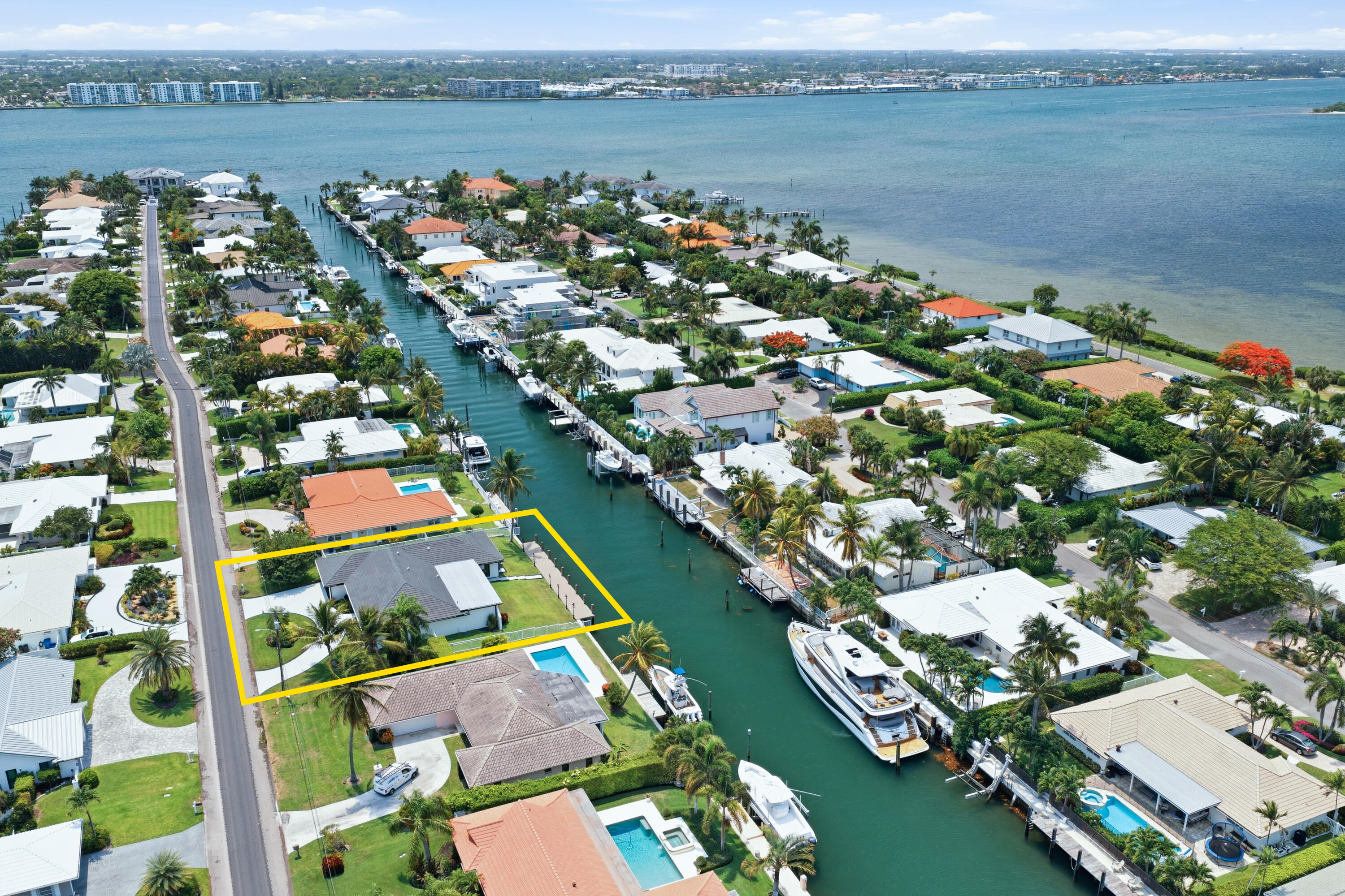 1170 Fairview, Singer Island FL 33404