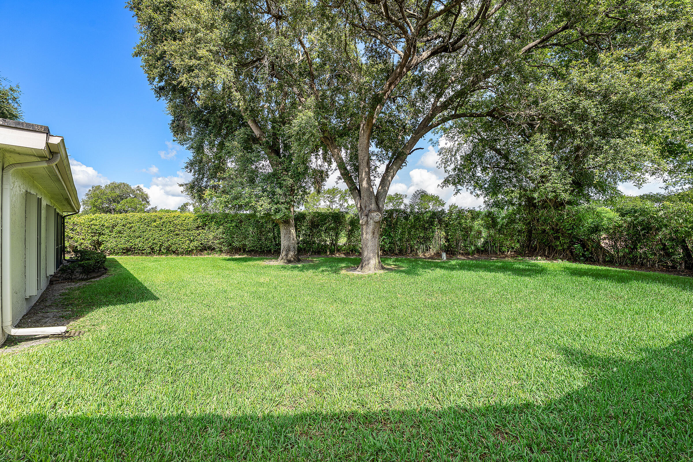 7852 Cloverfield, Boca Raton FL 33433