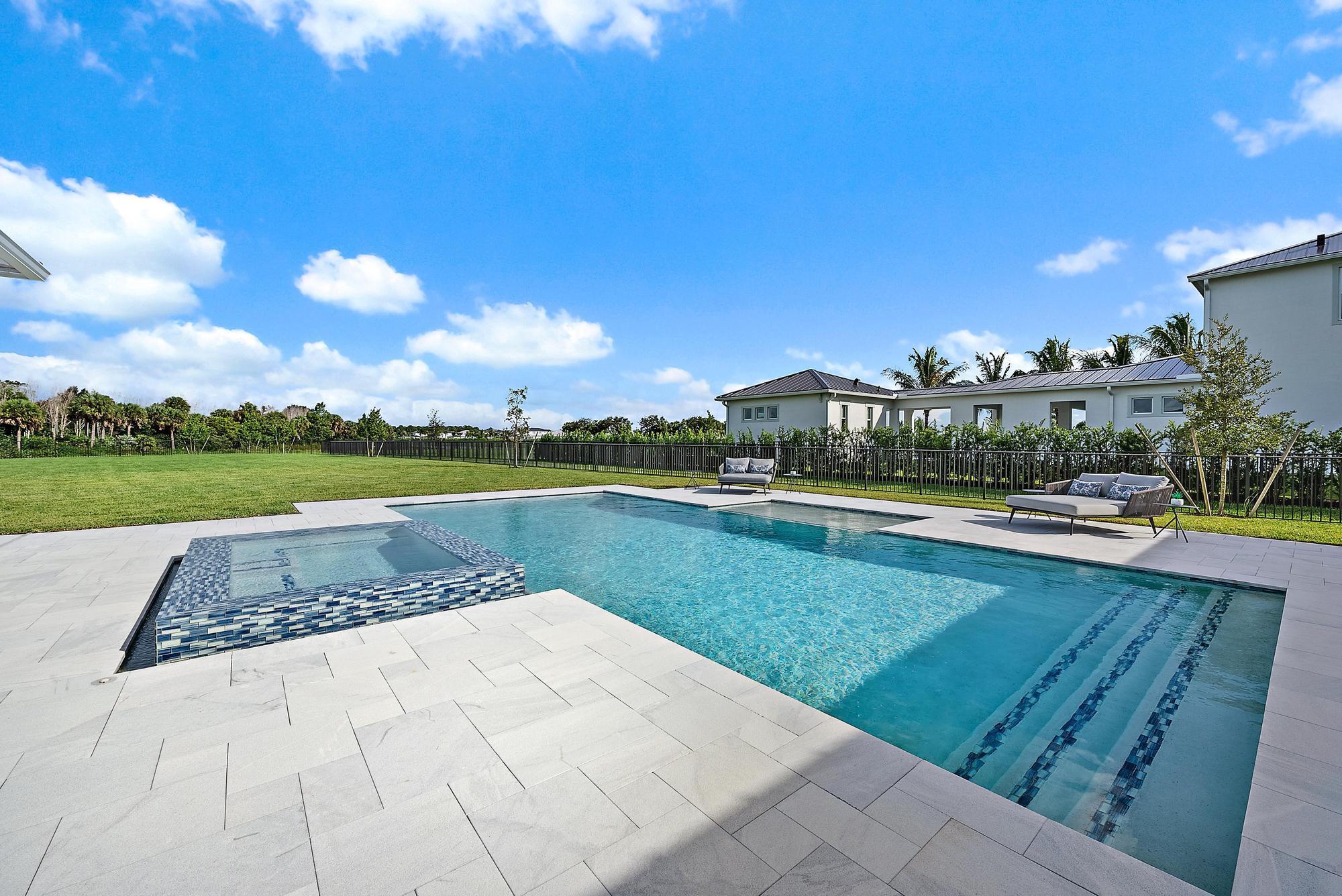 20037 SE Bridgewater, Jupiter FL 33458