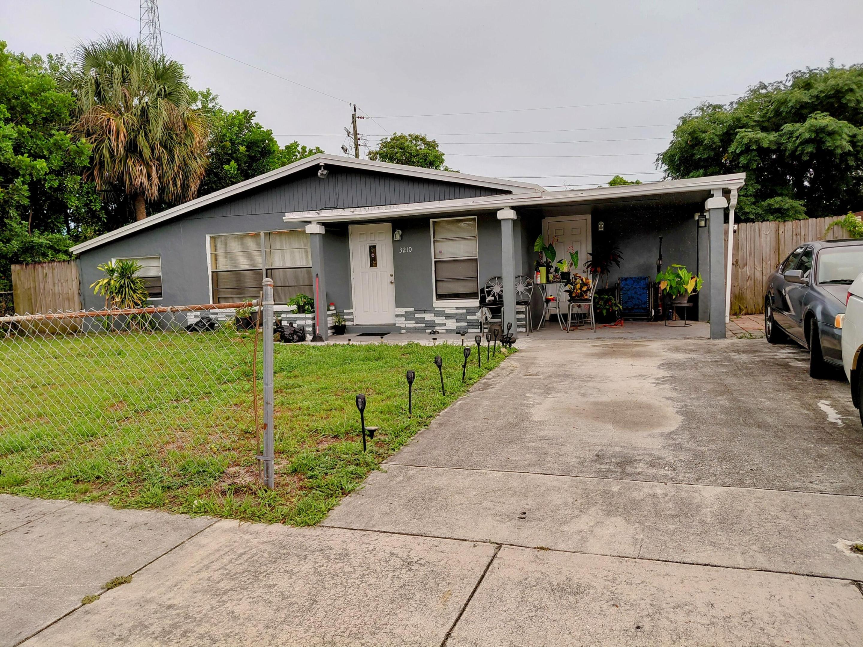 3210 NW 18th, Lauderhill FL 33311