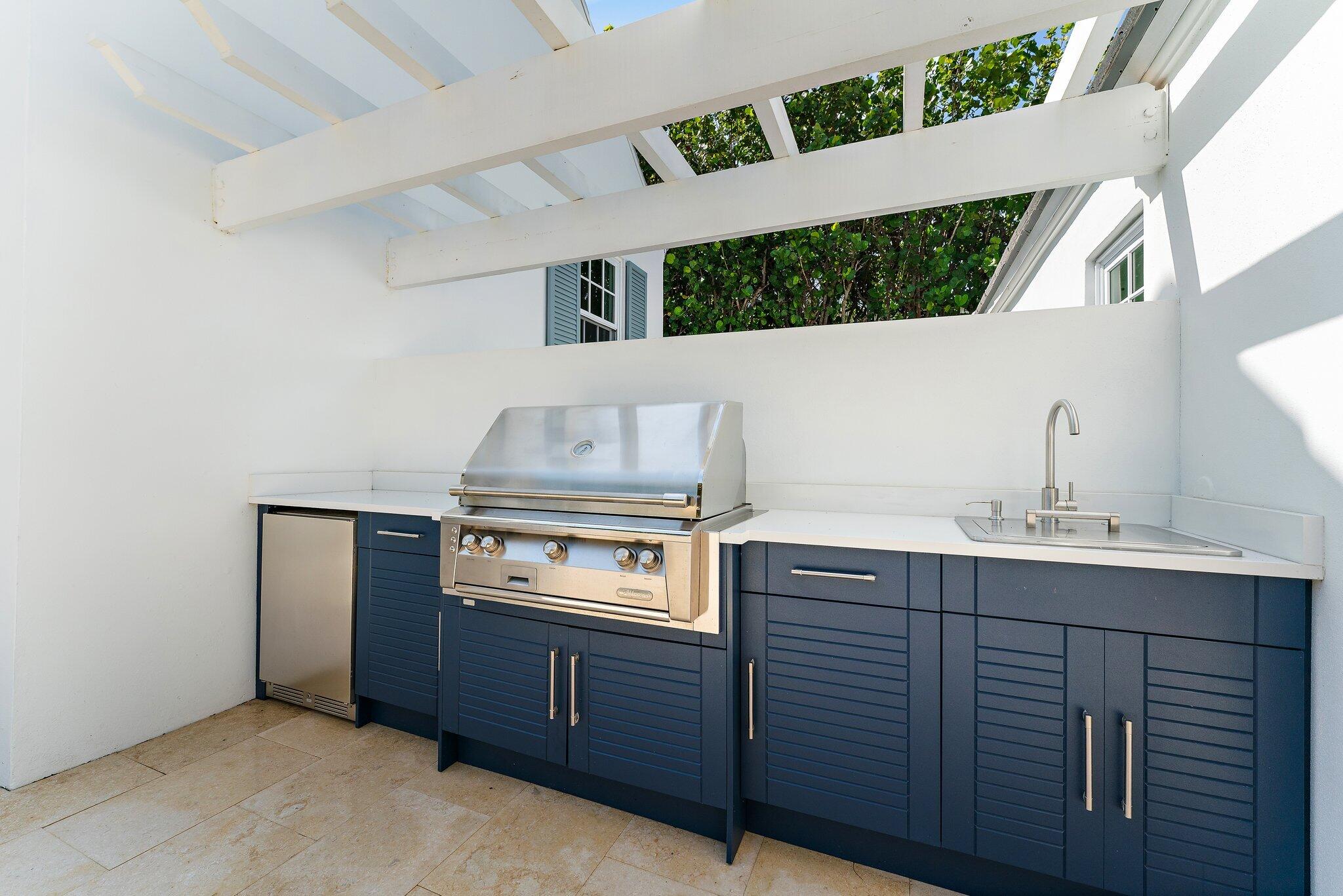 43 N Beach, Hobe Sound FL 33455