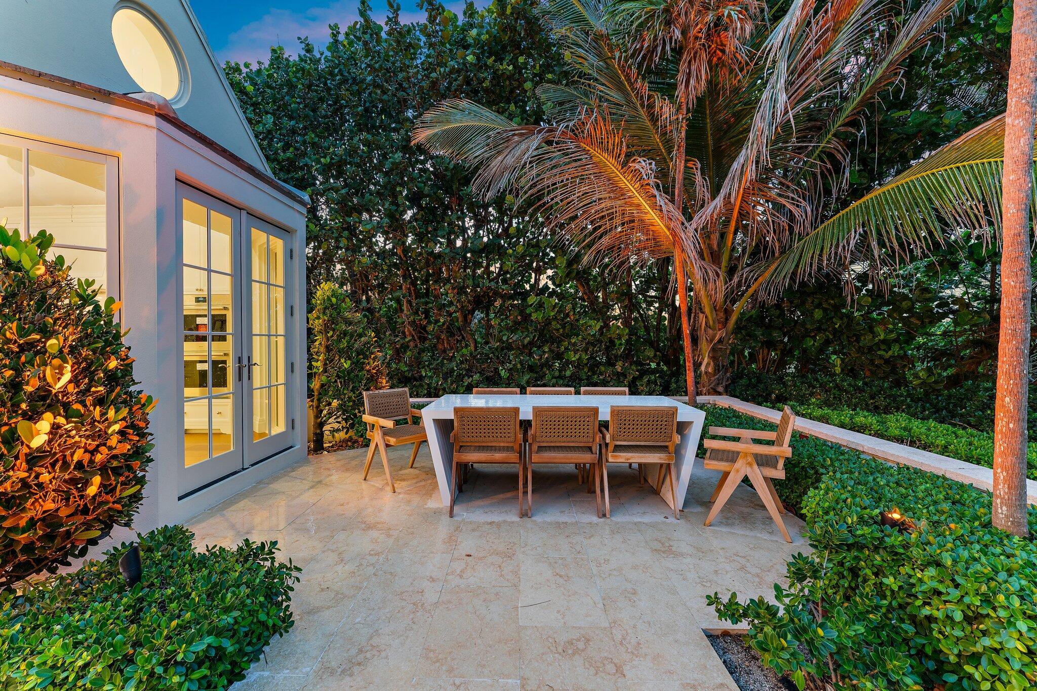 43 N Beach, Hobe Sound FL 33455