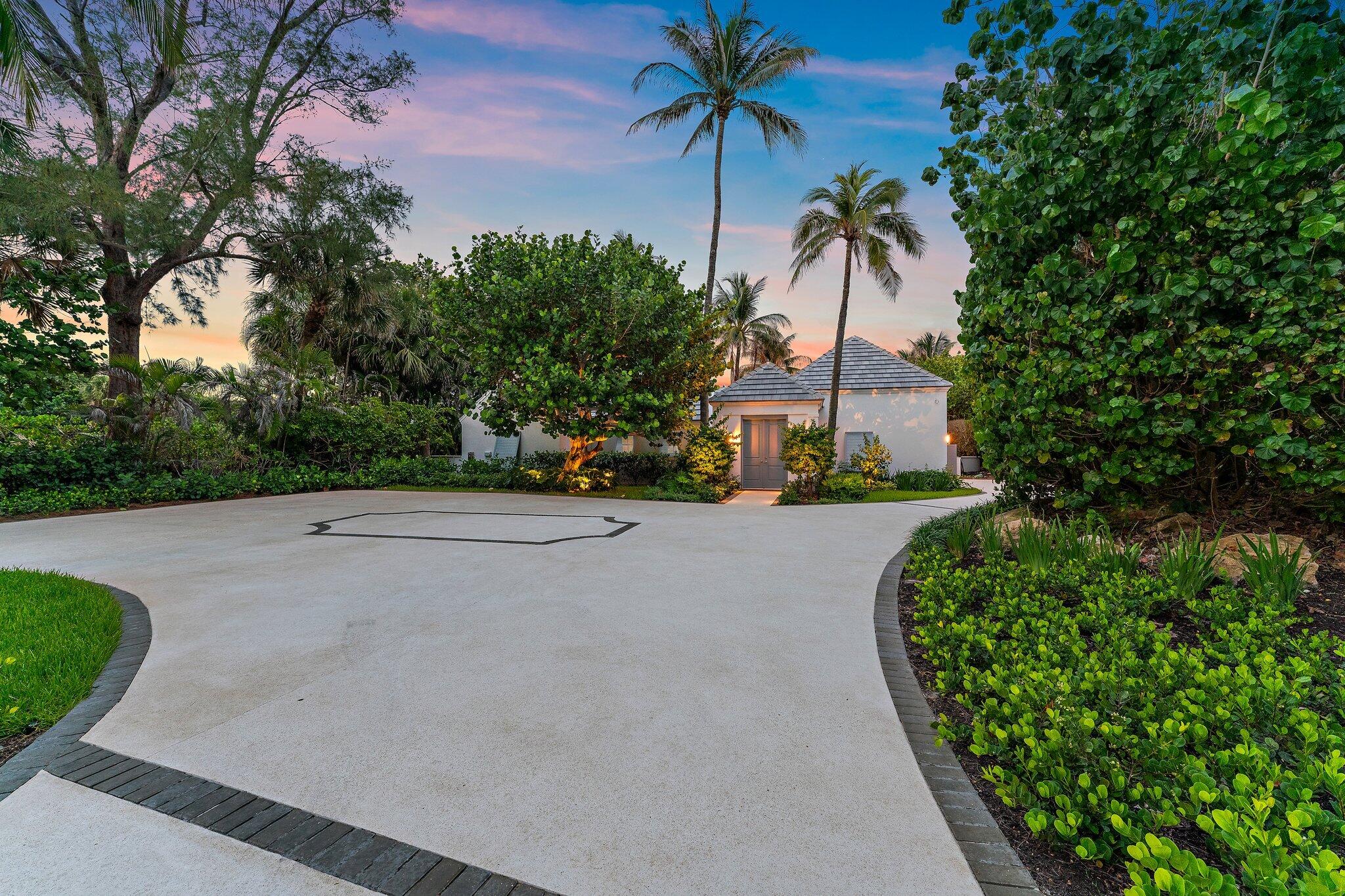 43 N Beach, Hobe Sound FL 33455