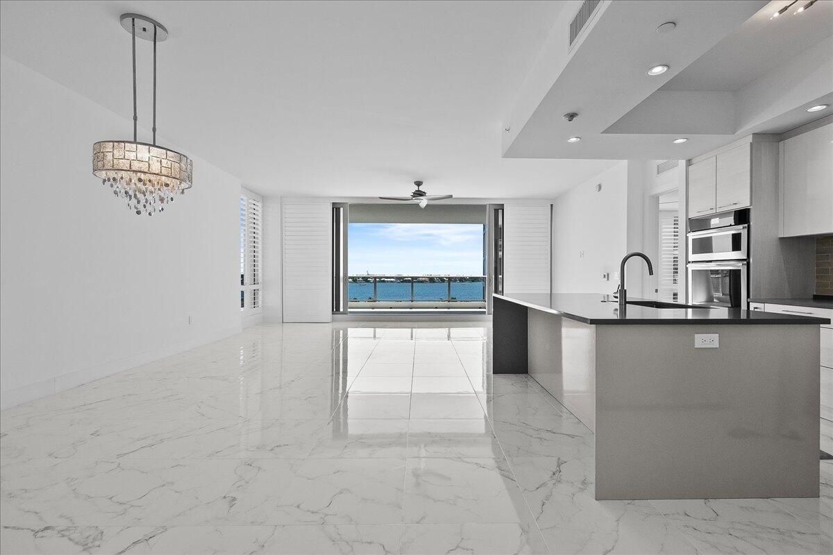 1 Water Club #604, North Palm Beach FL 33408