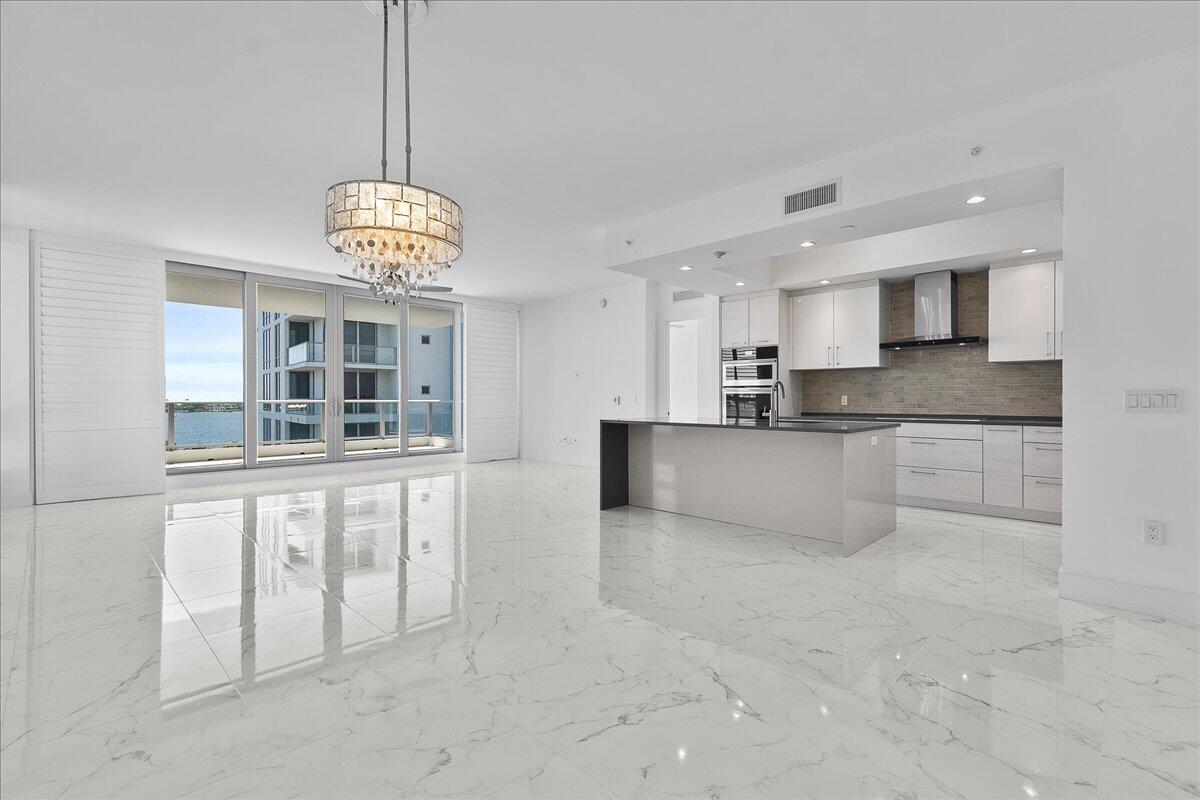 1 Water Club #604, North Palm Beach FL 33408