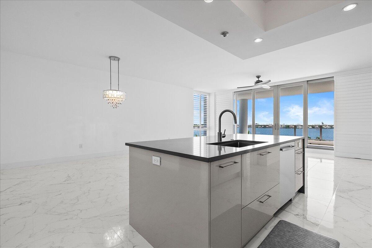 1 Water Club #604, North Palm Beach FL 33408