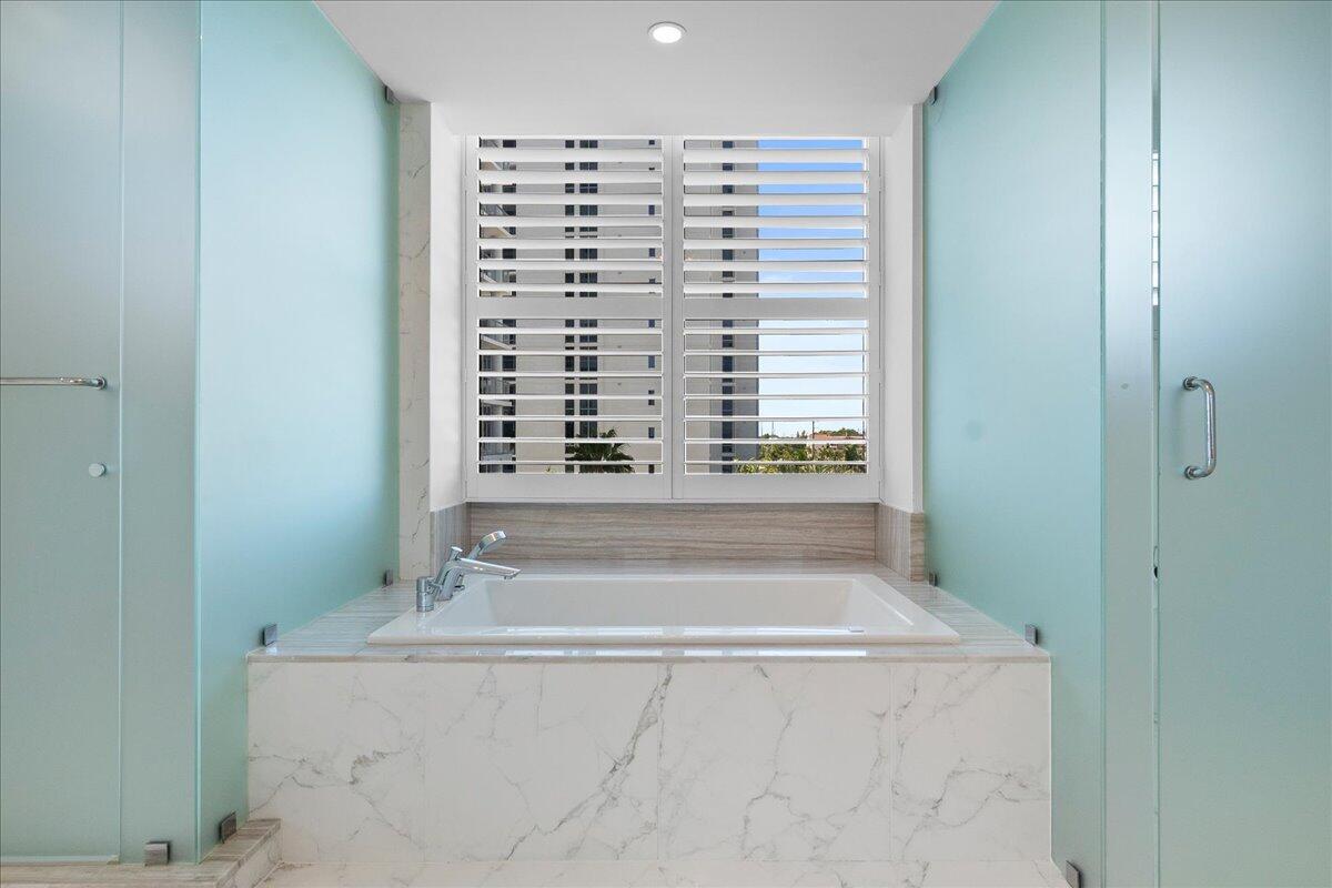 1 Water Club #604, North Palm Beach FL 33408