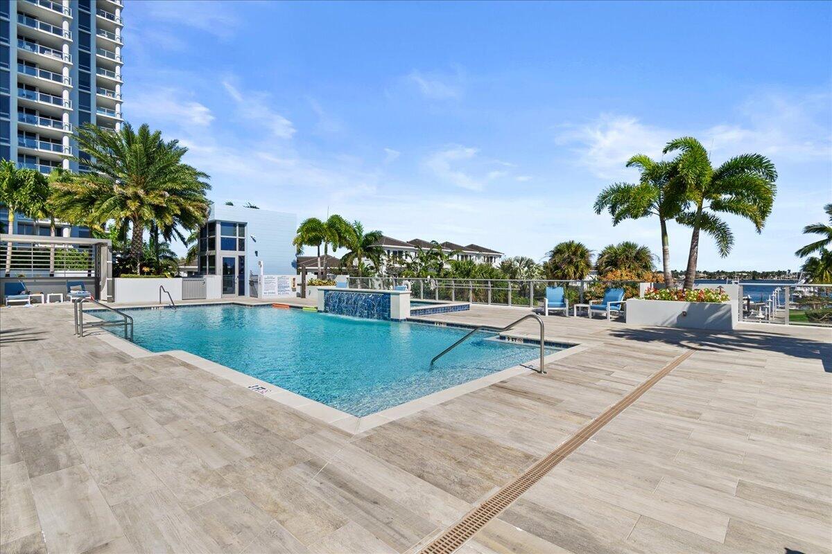 1 Water Club #604, North Palm Beach FL 33408