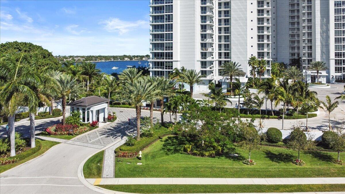 1 Water Club #604, North Palm Beach FL 33408