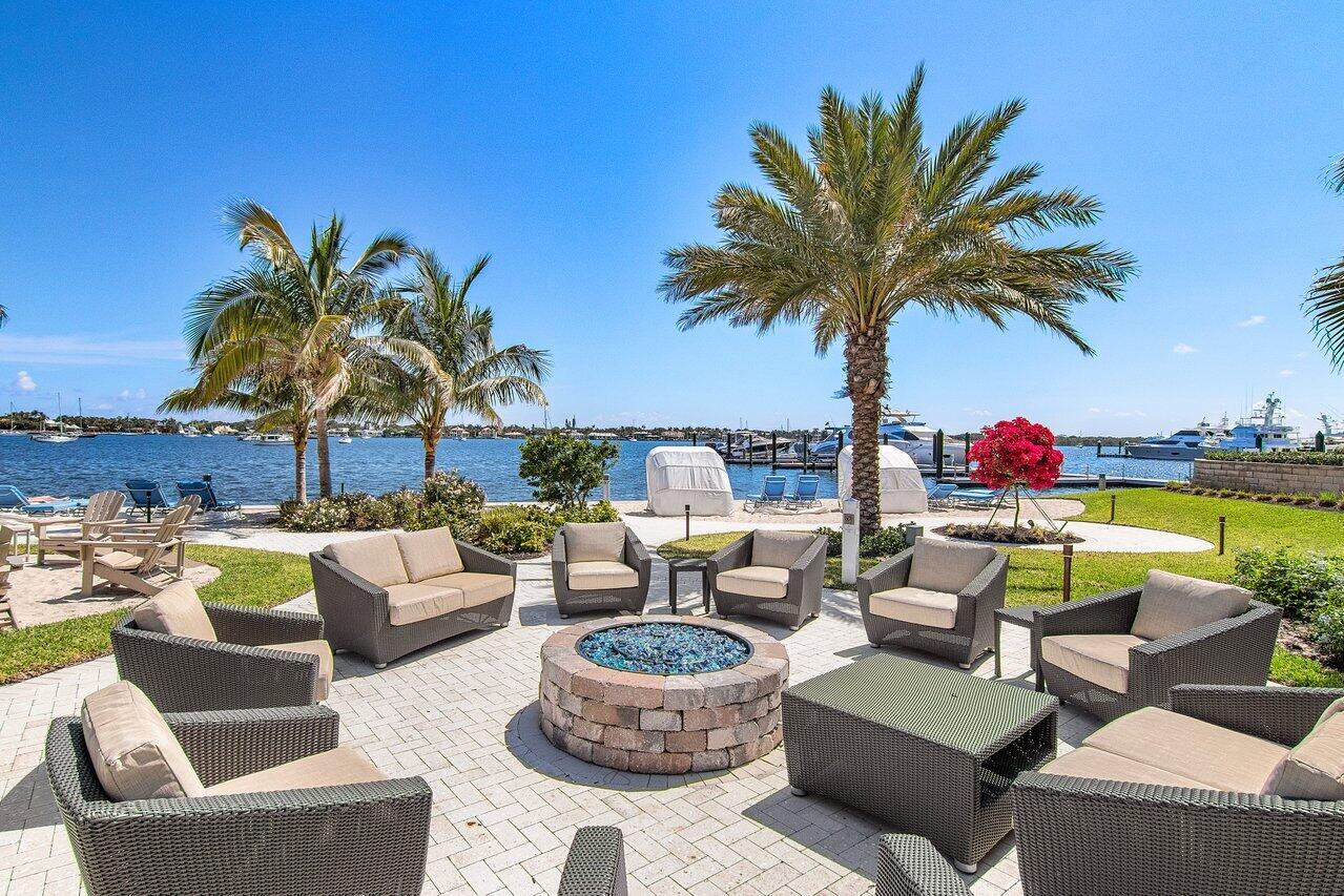 1 Water Club #604, North Palm Beach FL 33408
