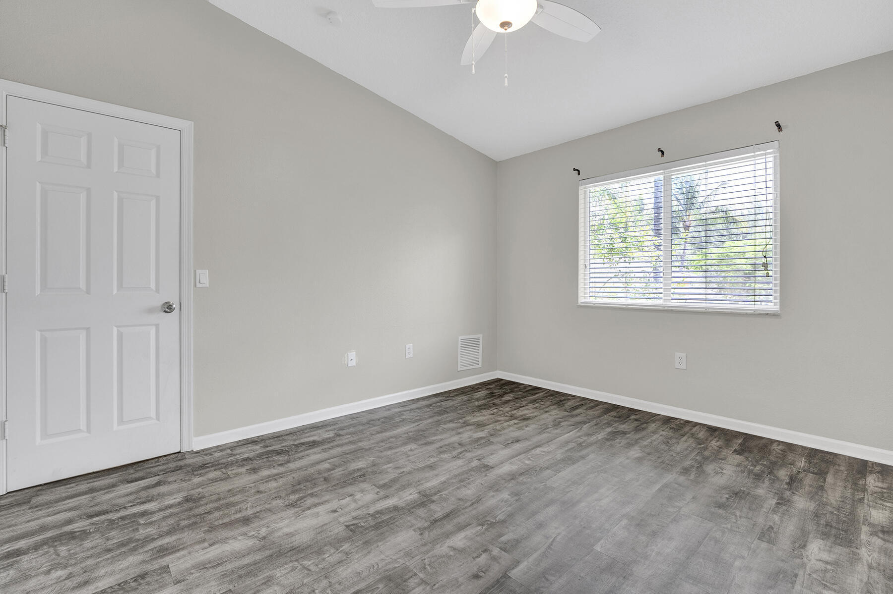 3790 N Jog #201, West Palm Beach FL 33411