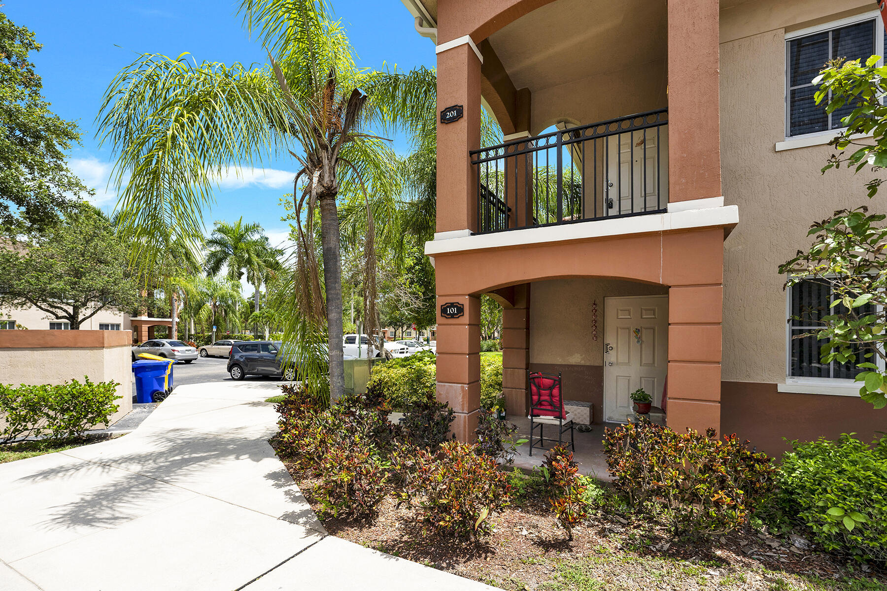 3790 N Jog #201, West Palm Beach FL 33411