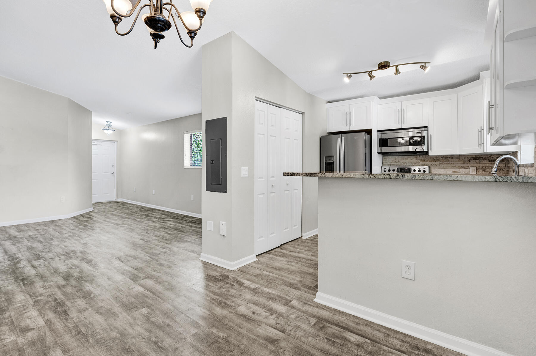 3790 N Jog #201, West Palm Beach FL 33411