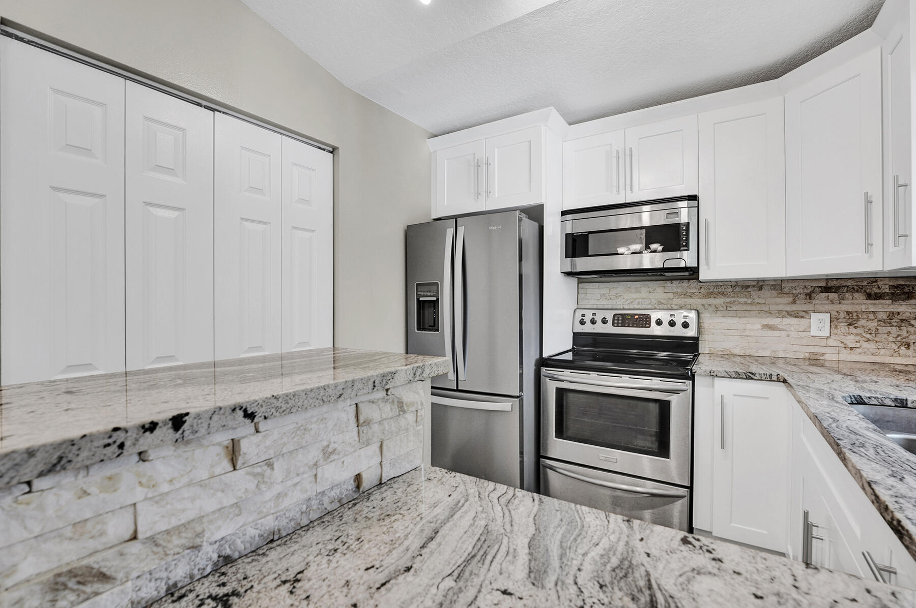3790 N Jog #201, West Palm Beach FL 33411