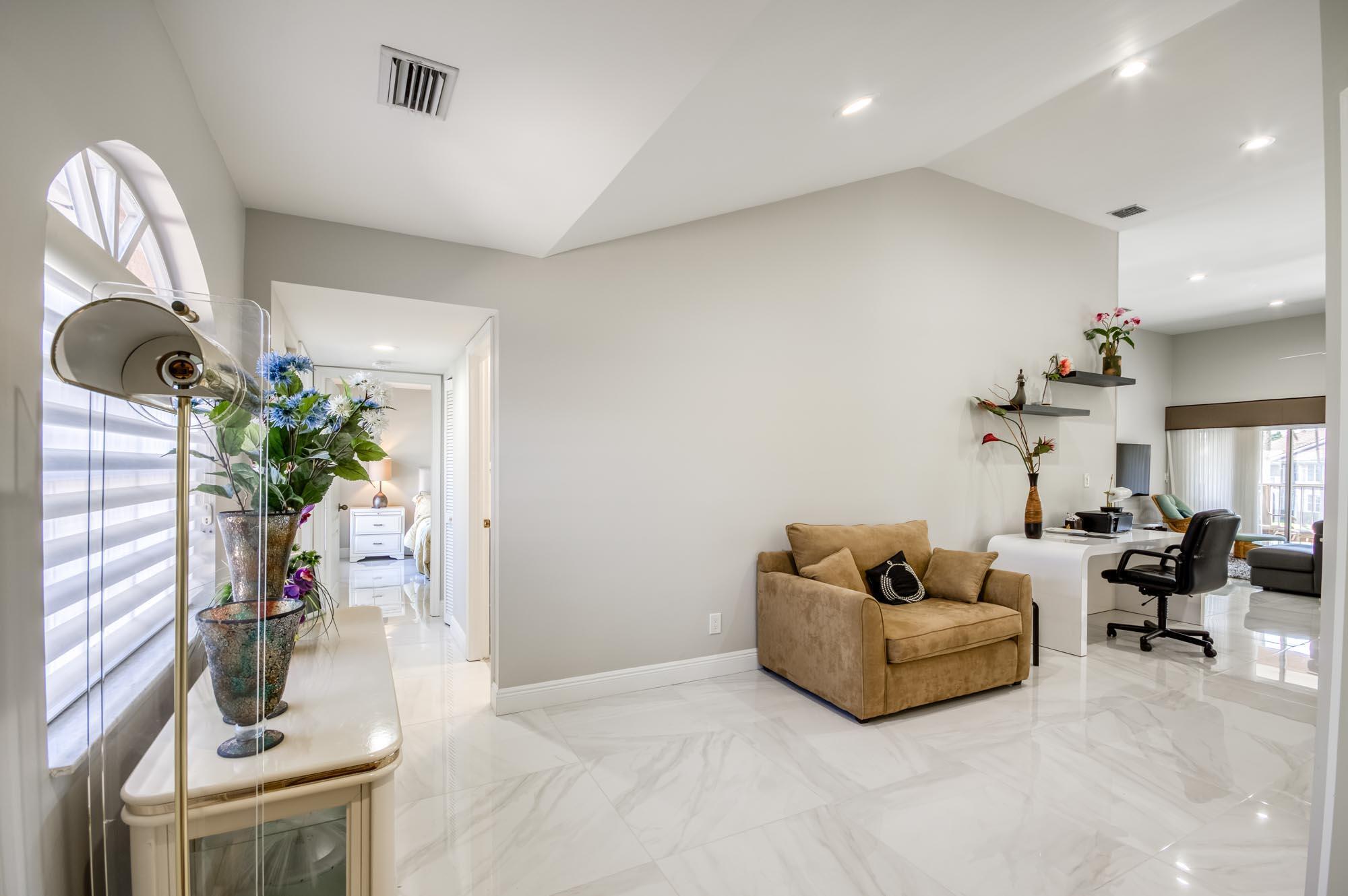 208 Legendary, Palm Beach Gardens FL 33418