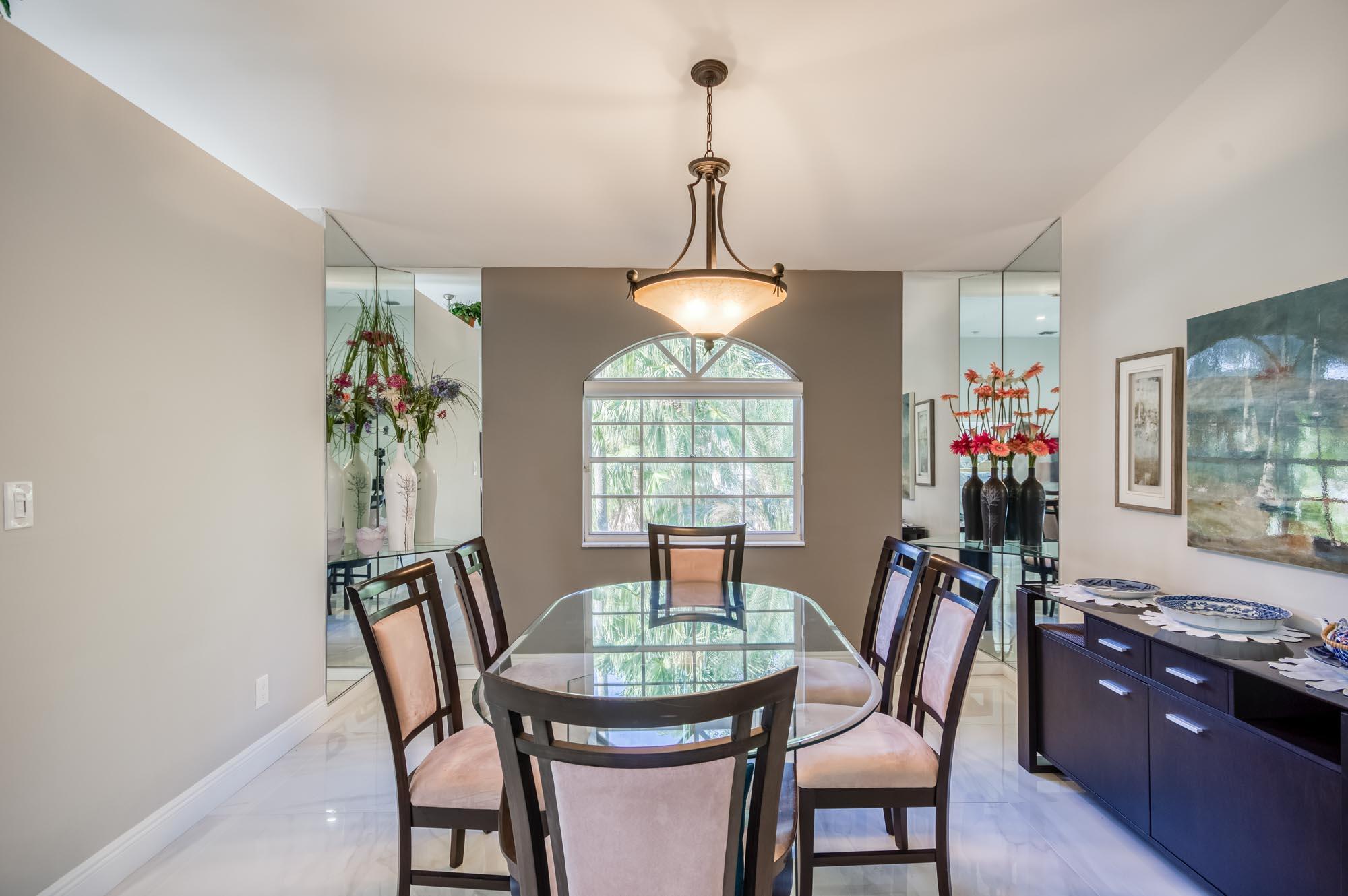 208 Legendary, Palm Beach Gardens FL 33418