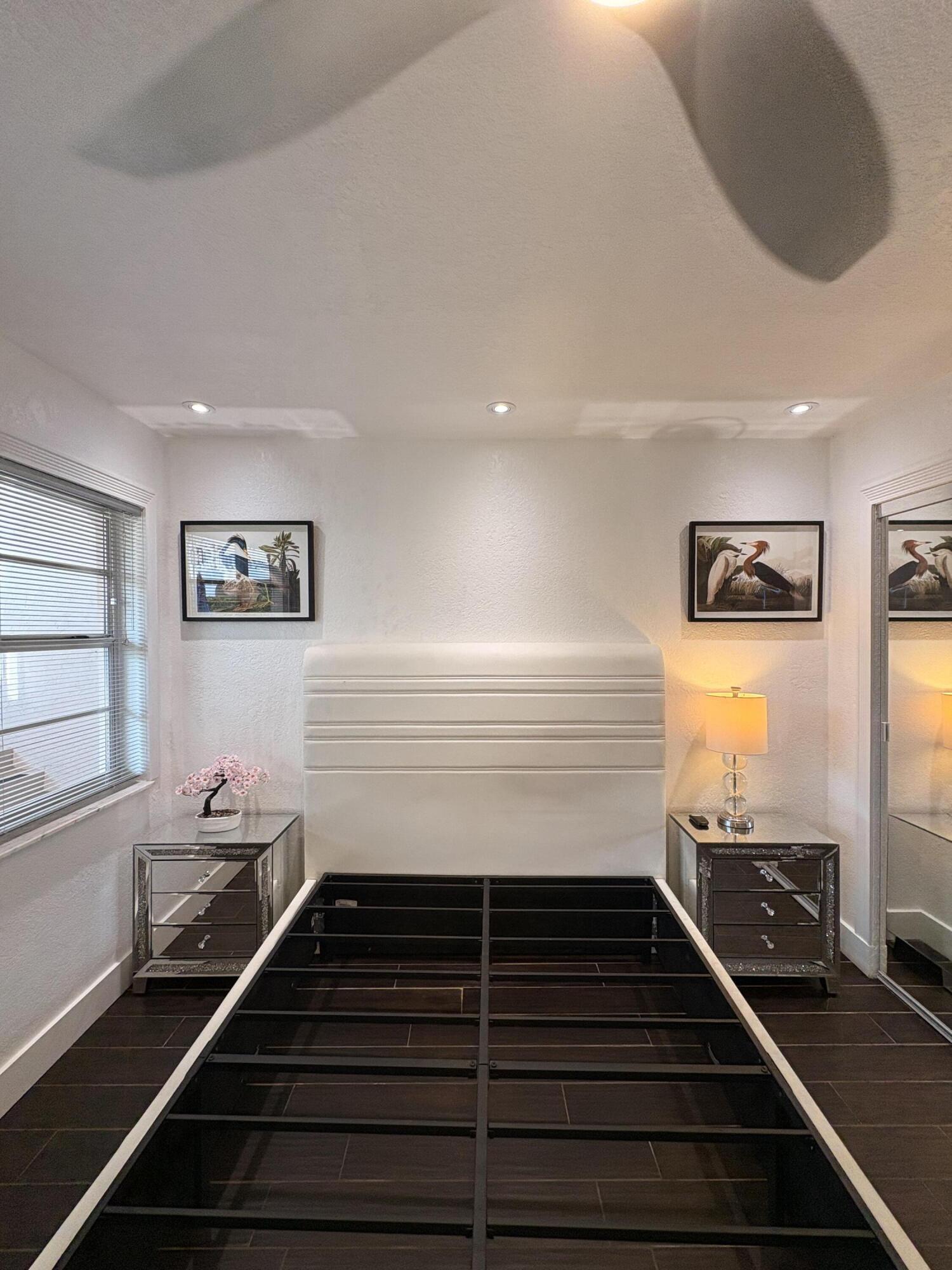601 SE 5th #102, Fort Lauderdale FL 33301