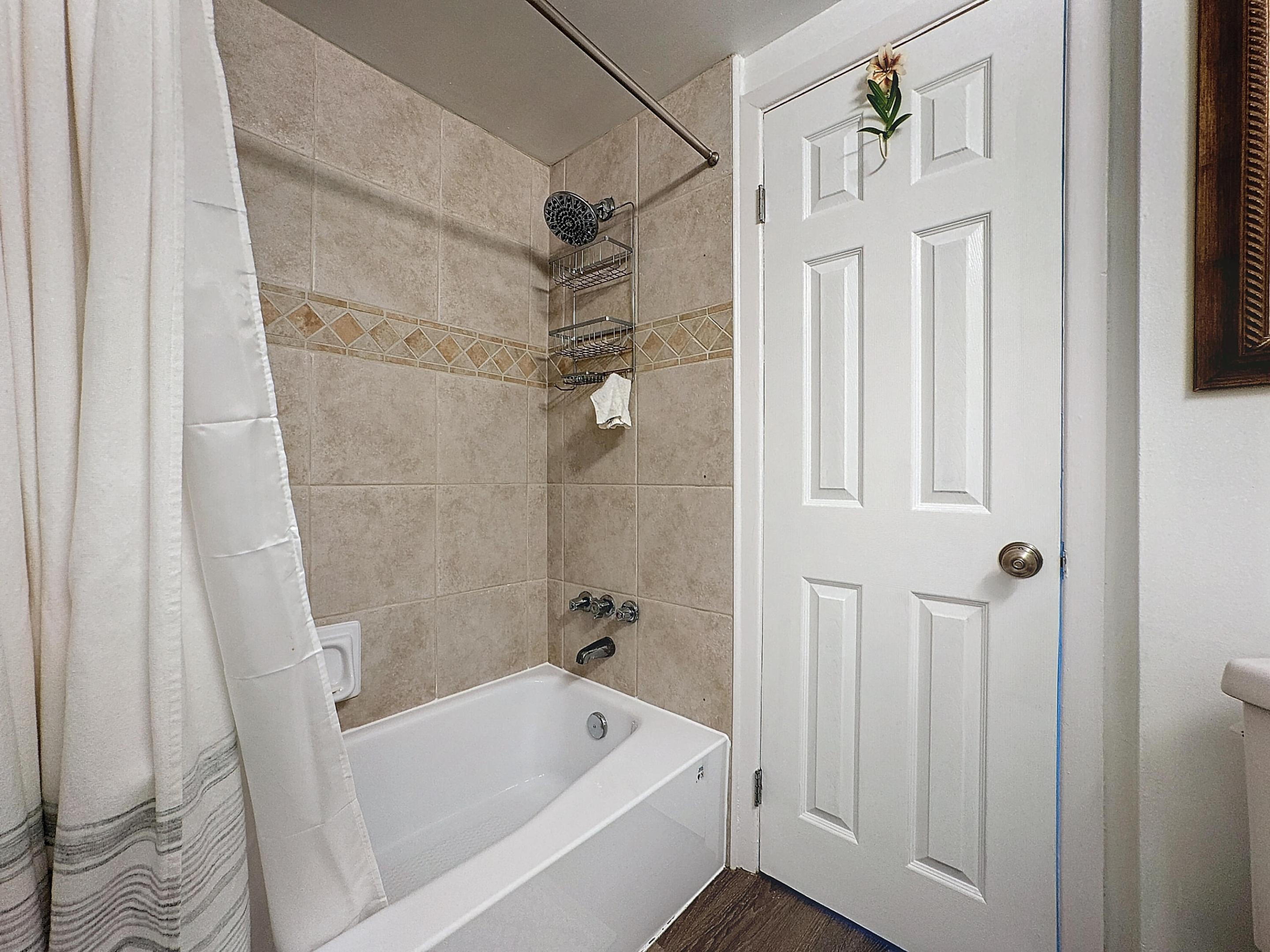 3250 NE 28th #707, Fort Lauderdale FL 33308