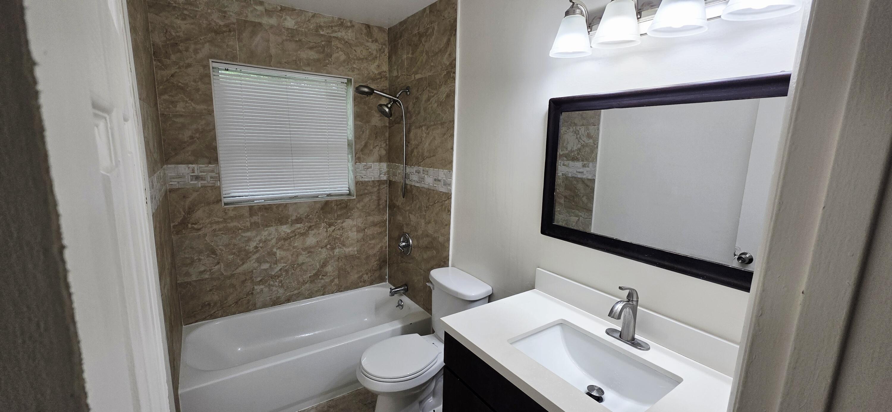 7400 Kimberly #202a, North Lauderdale FL 33068