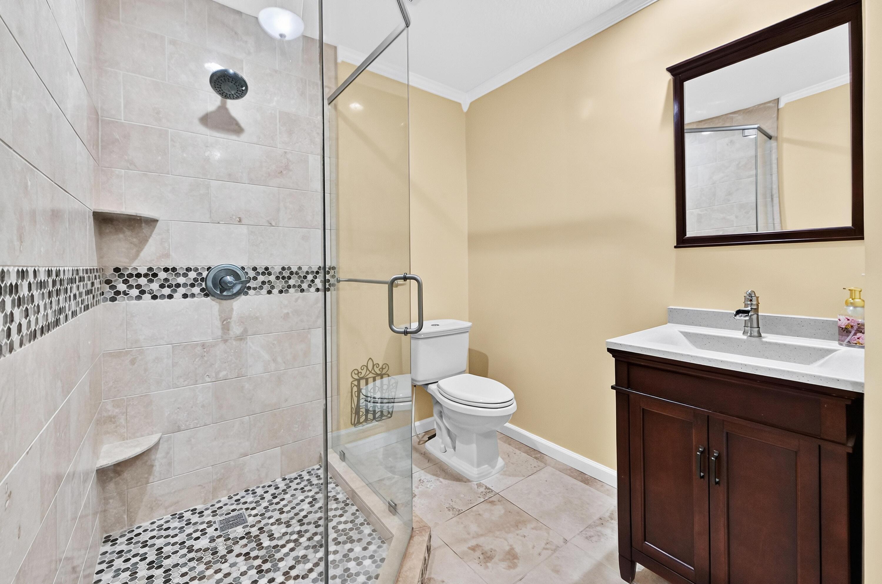 313 Poe, Palm Springs FL 33461