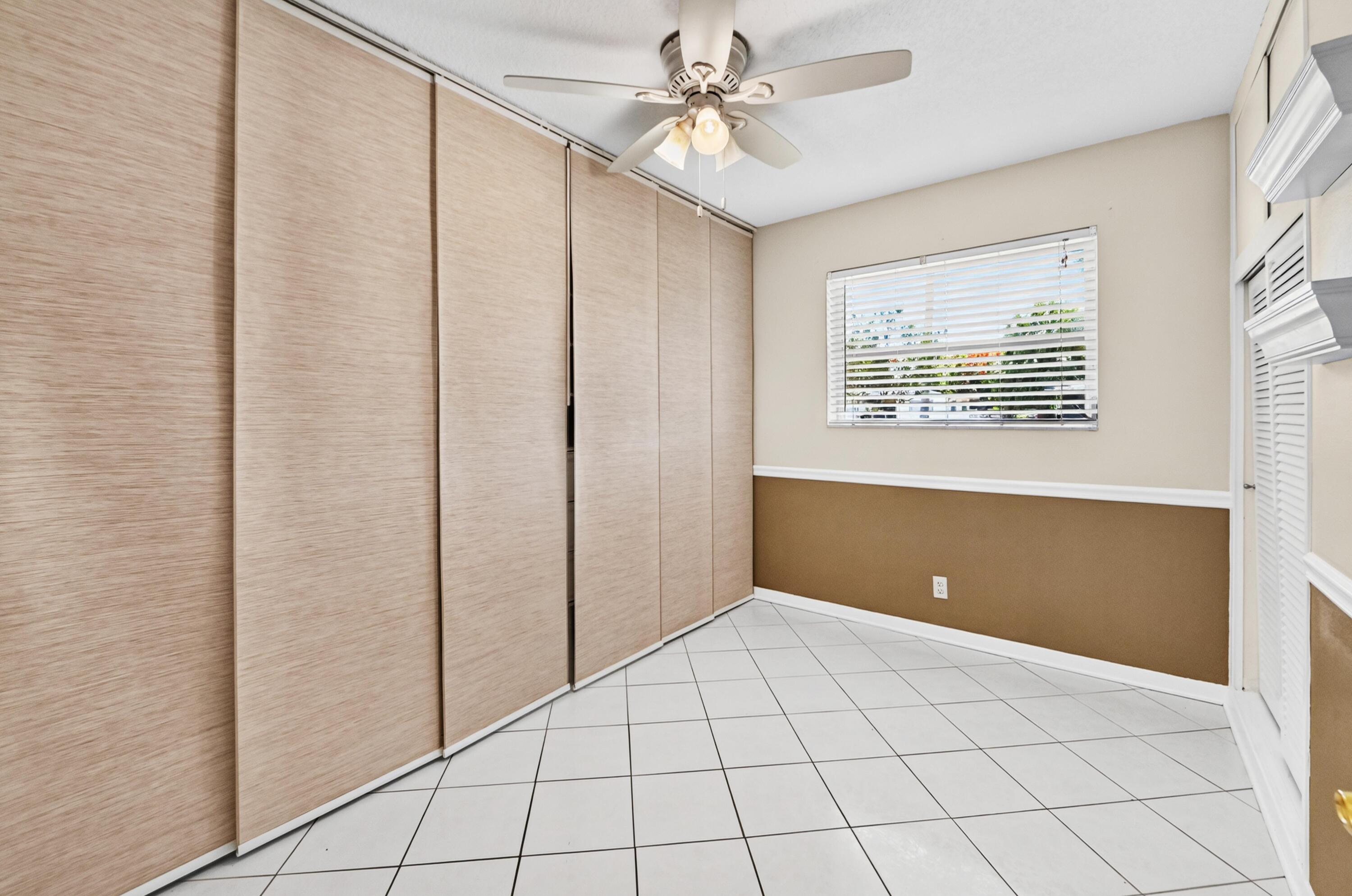 313 Poe, Palm Springs FL 33461