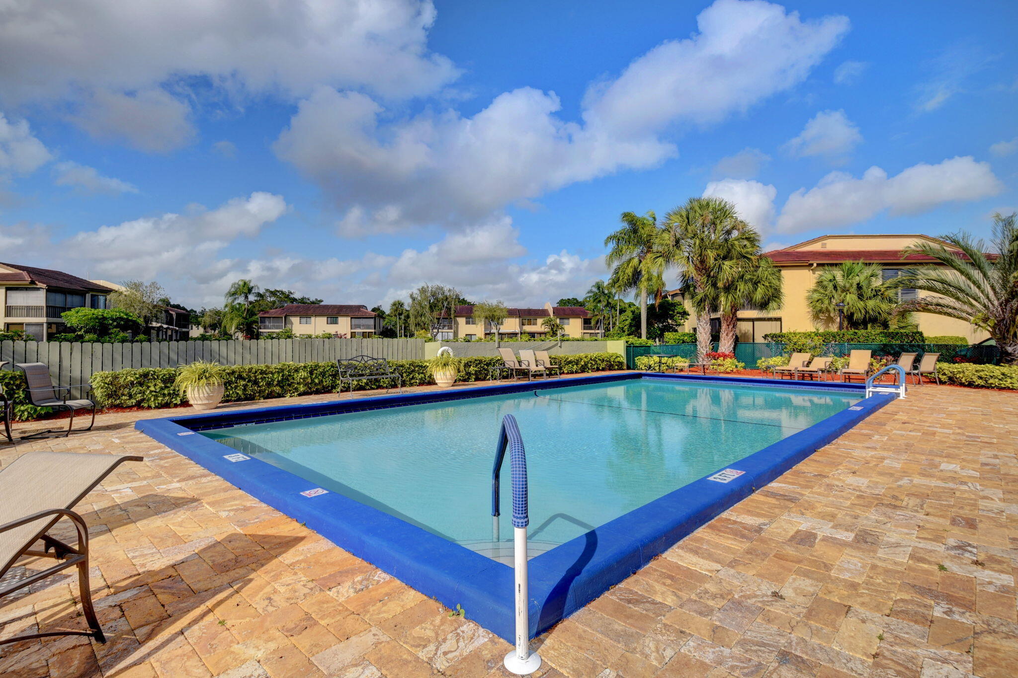21219 Lago #5j, Boca Raton FL 33433
