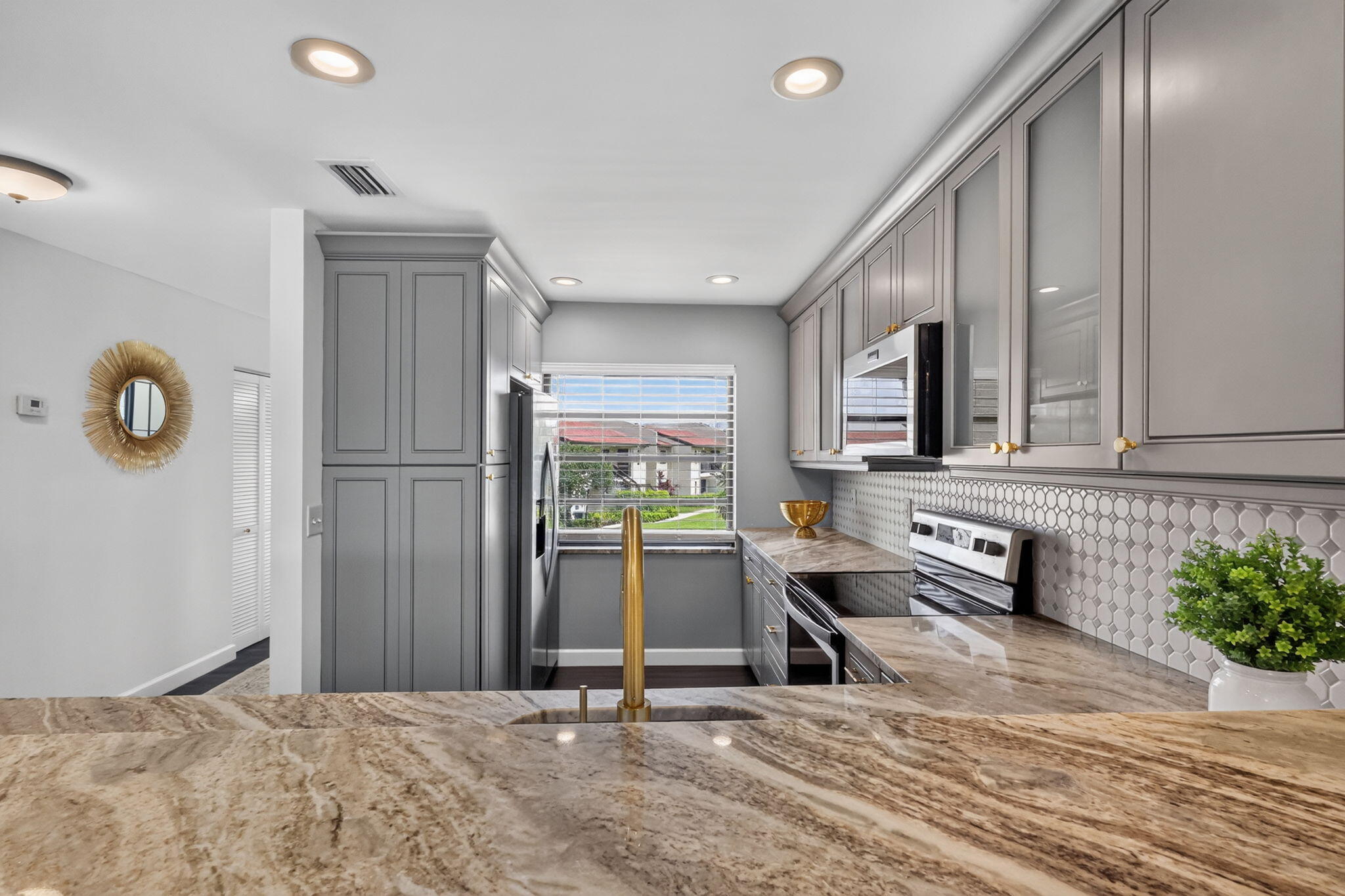 21219 Lago #5j, Boca Raton FL 33433