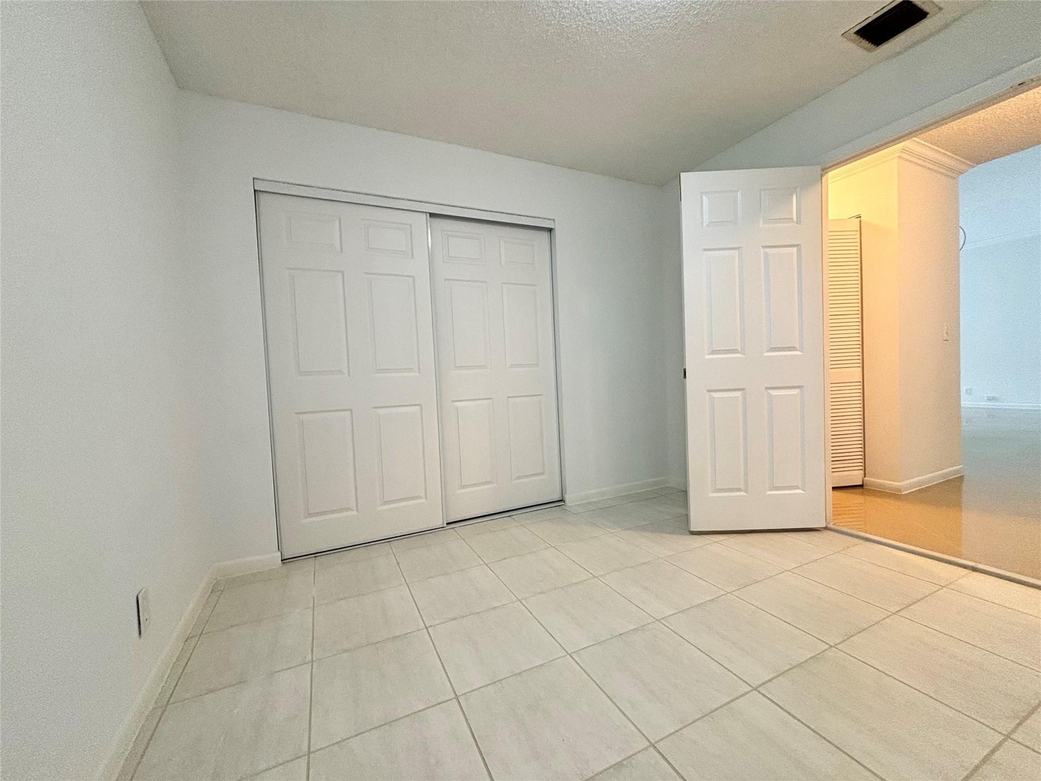 2990 NW 68th, Margate FL 33063