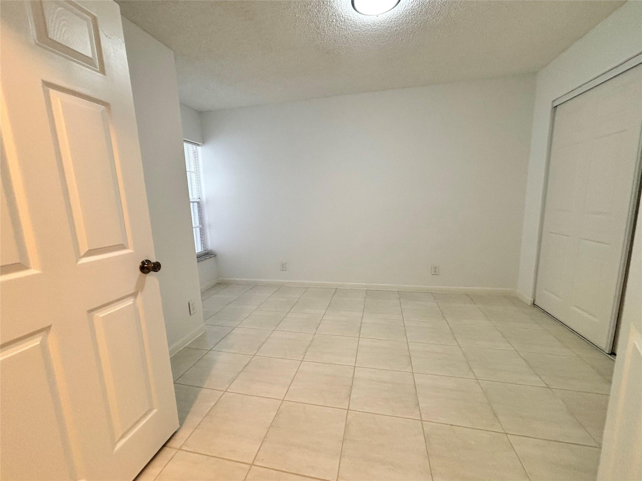 2990 NW 68th, Margate FL 33063